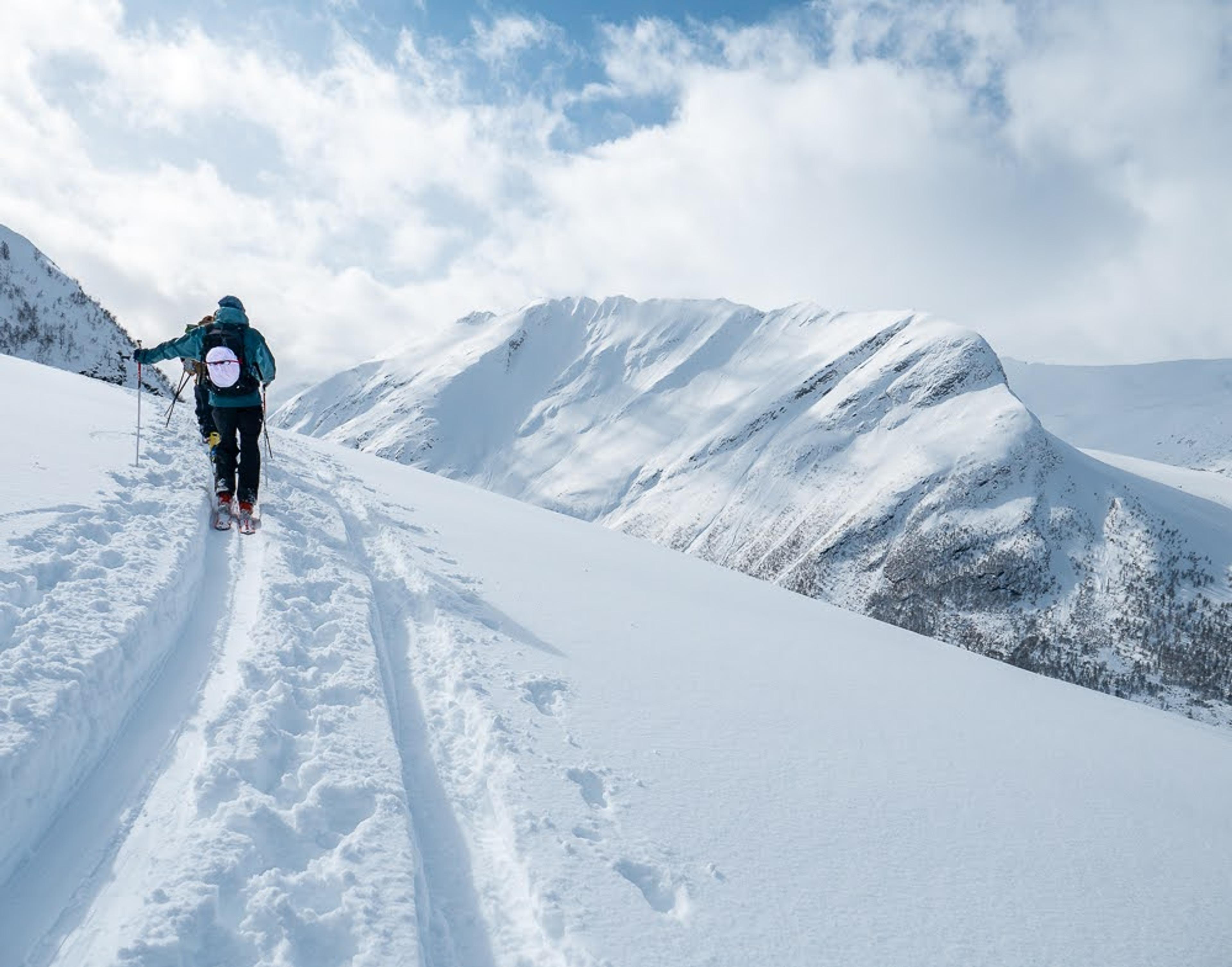 Topptur på ski i Sunnmørsalpane