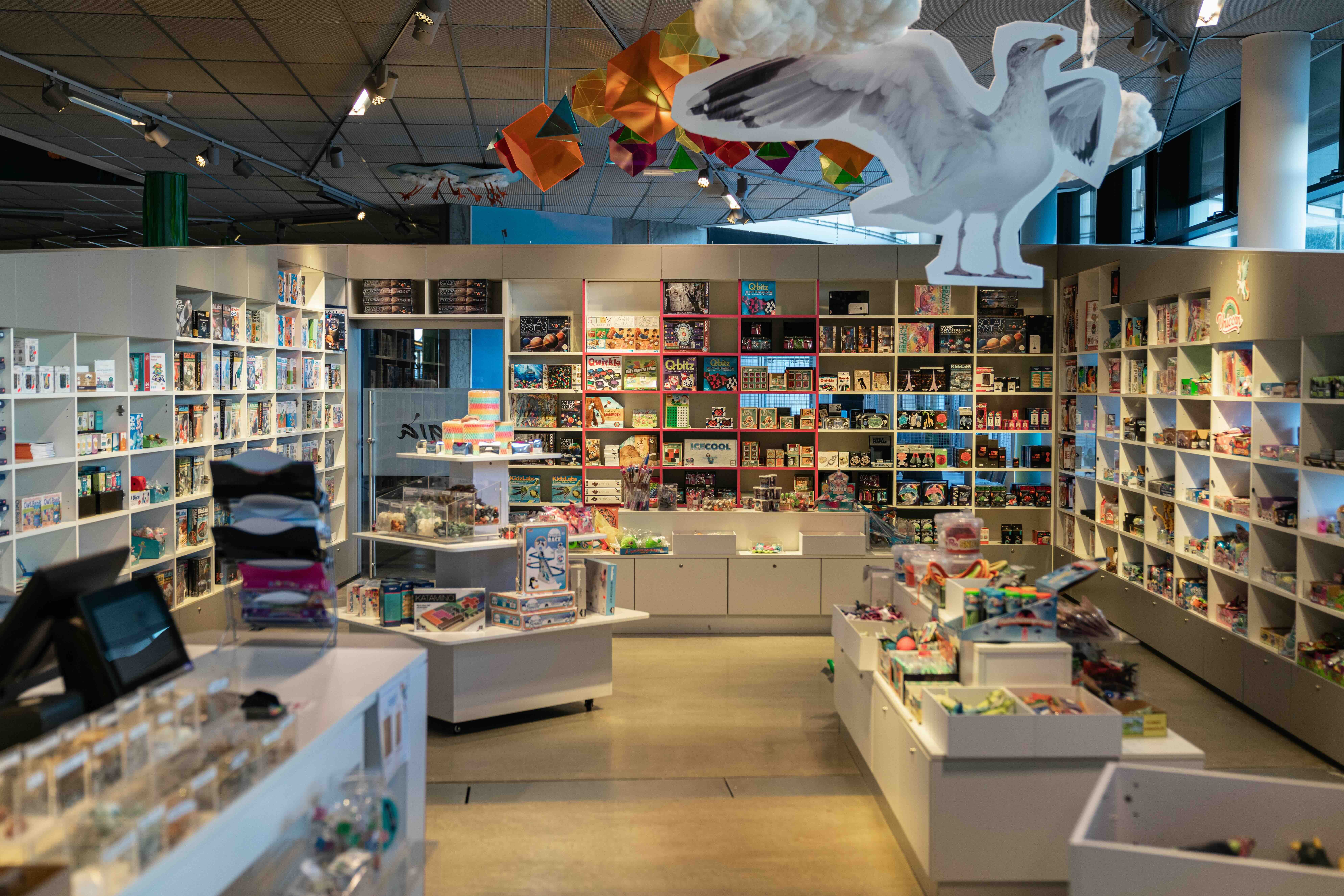 an overview of the toy store at INSPIRIA Science center