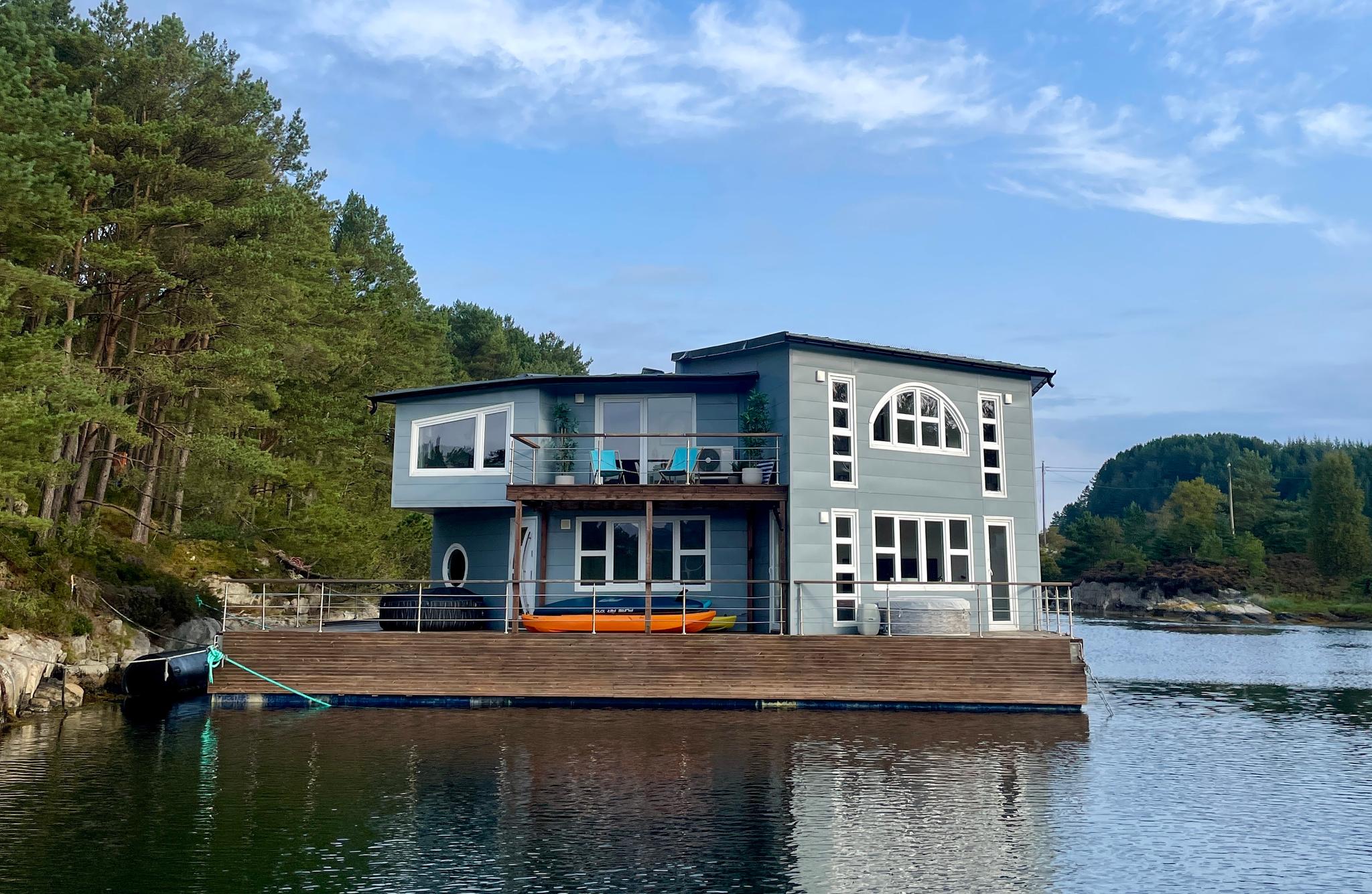 Floating Villa Bergen