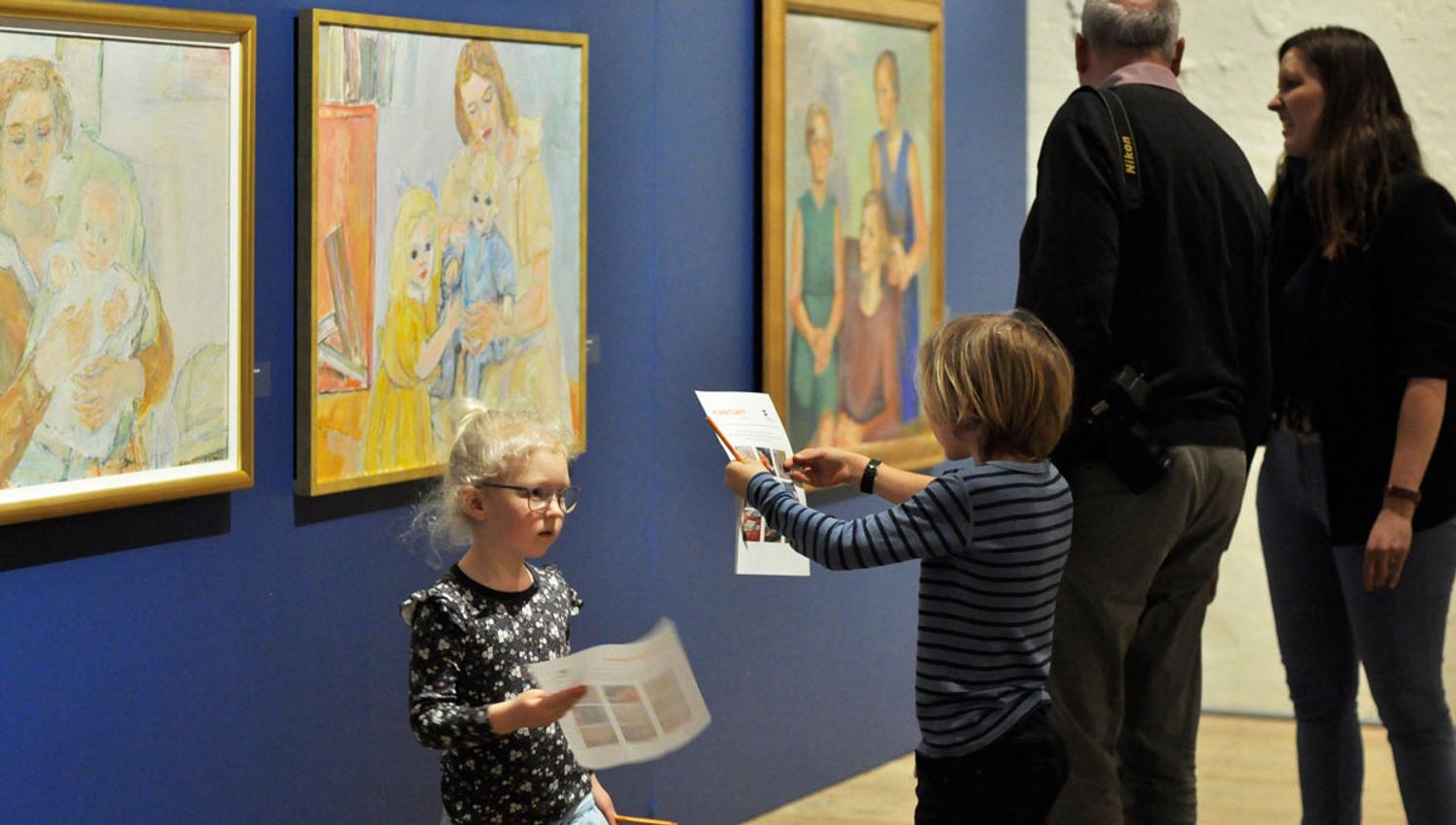 familie på Telemark Kunstmuseum