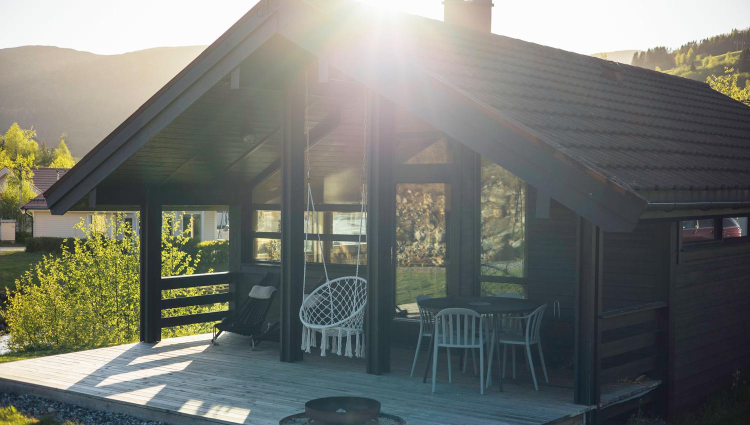 Jølstraholmen river suite