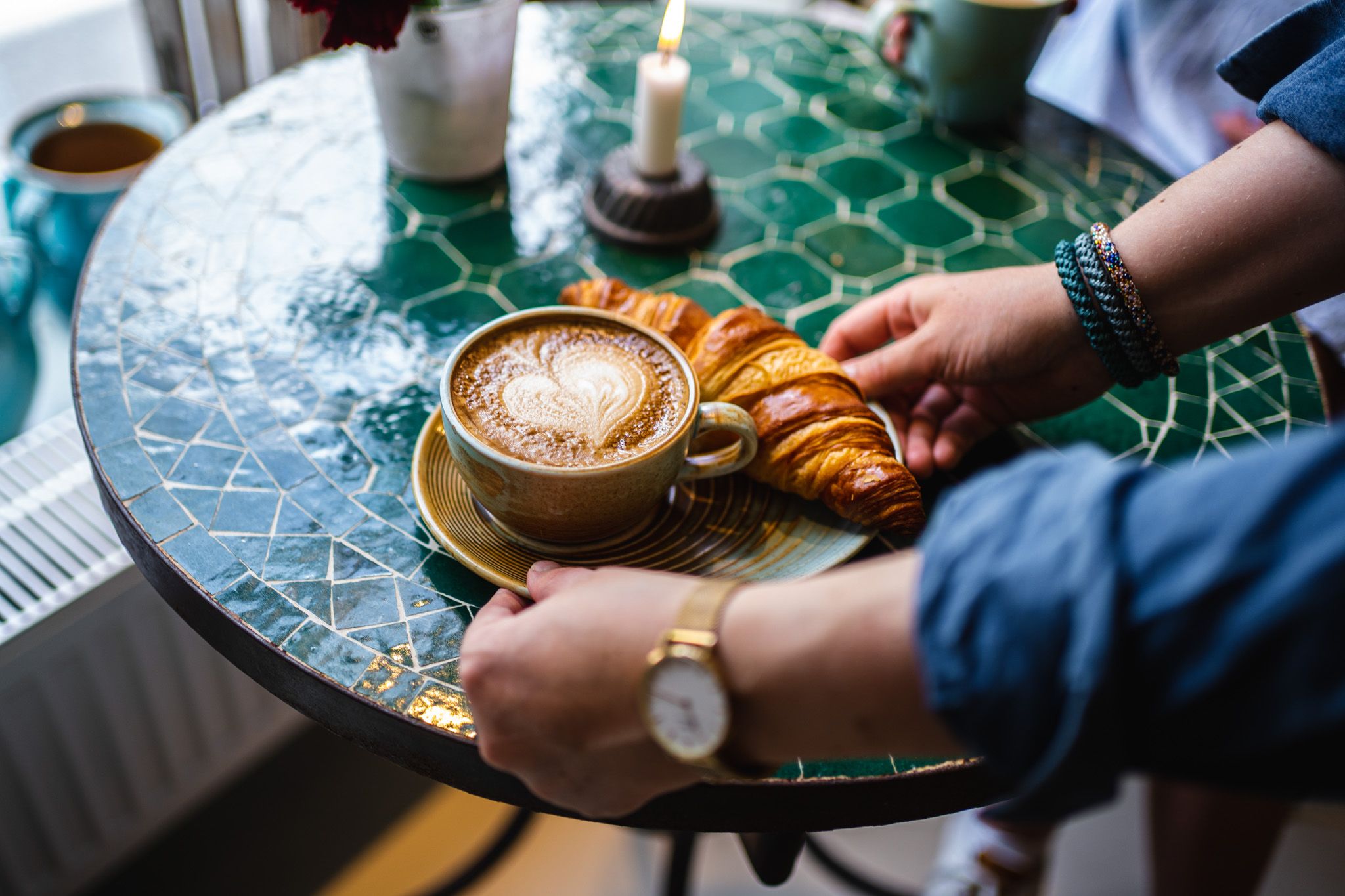 kaffe og croisant