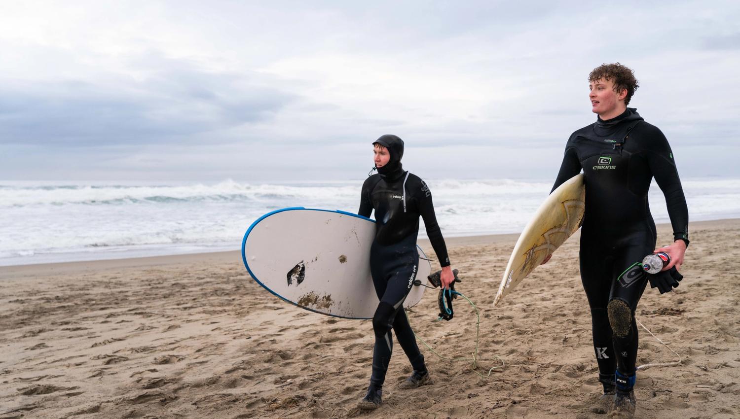 Surfing på Borestranden