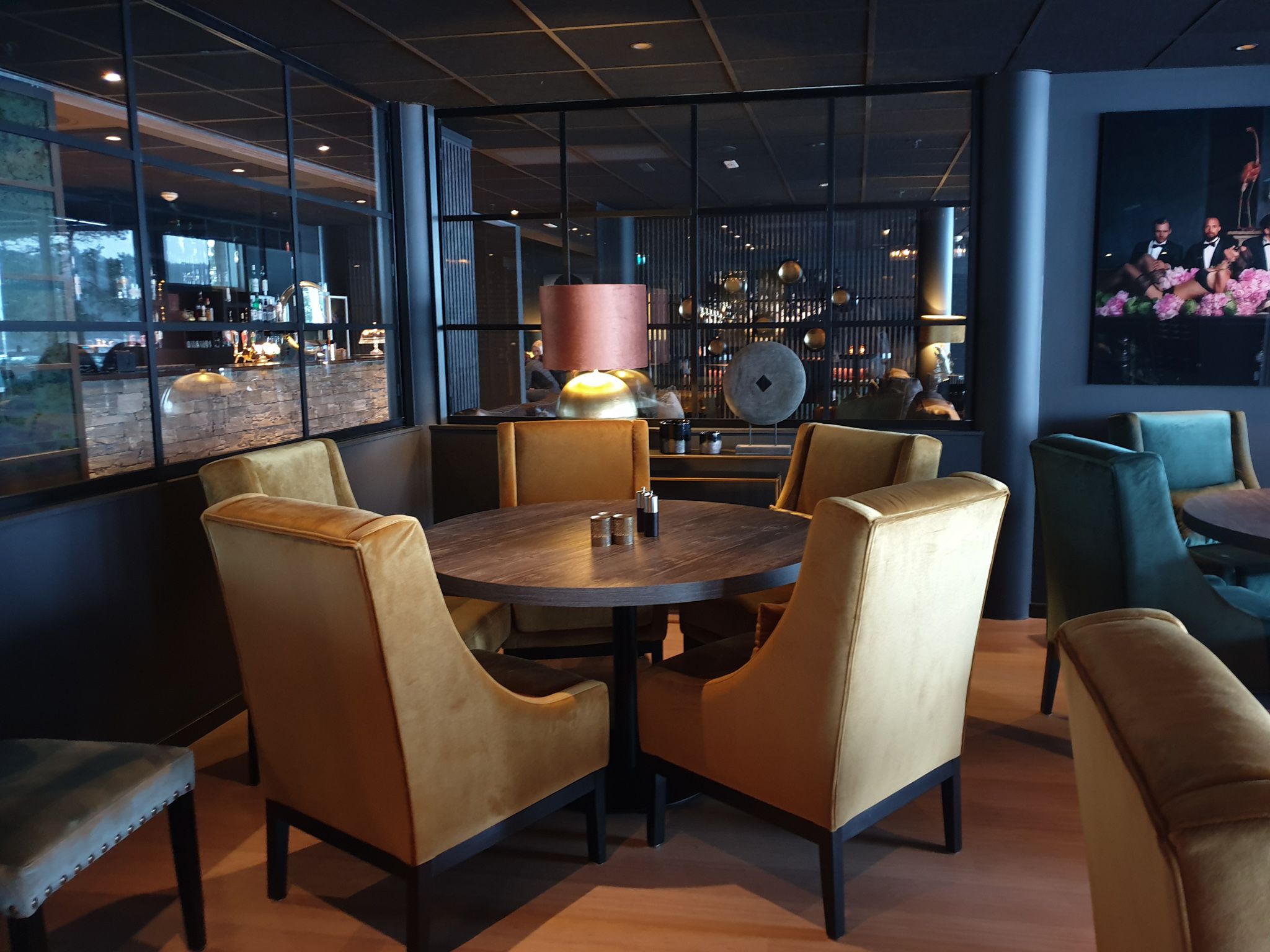 Good sitting area inside