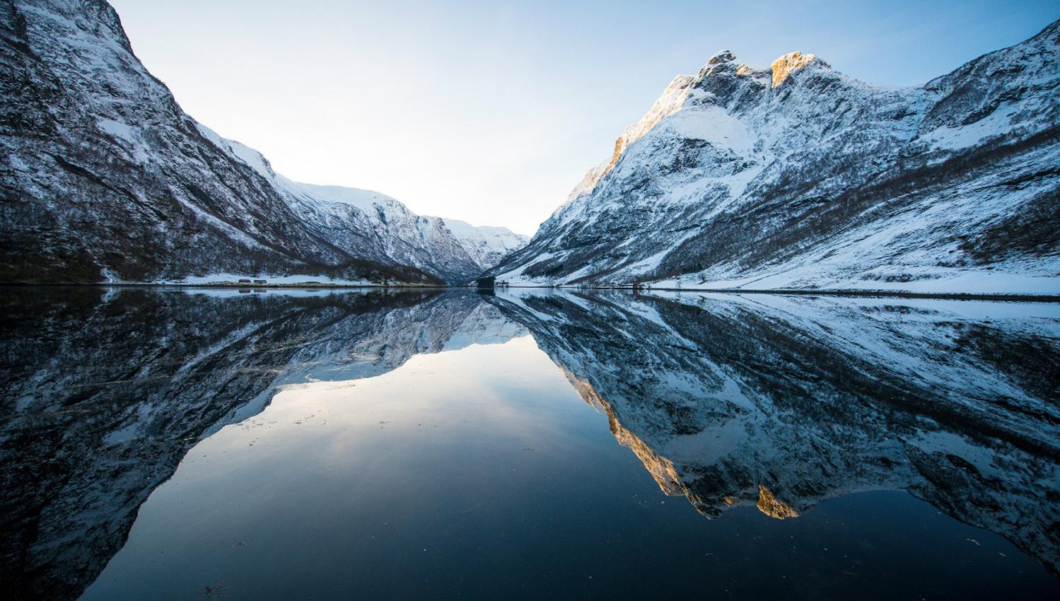 Fjord Cruise Nærøyfjord