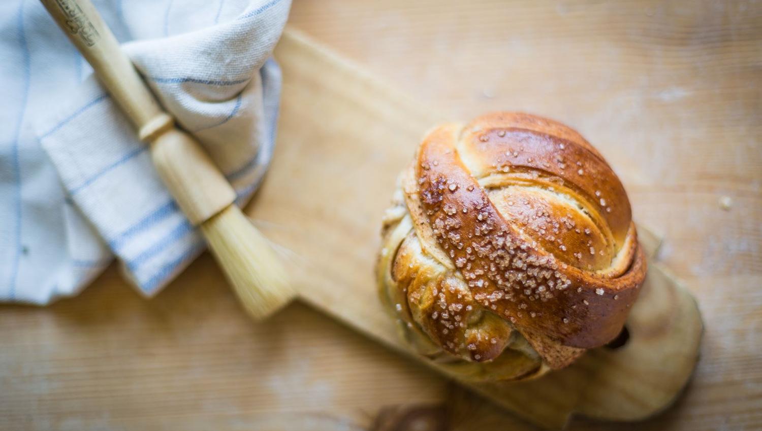 nystekt kanelbolle