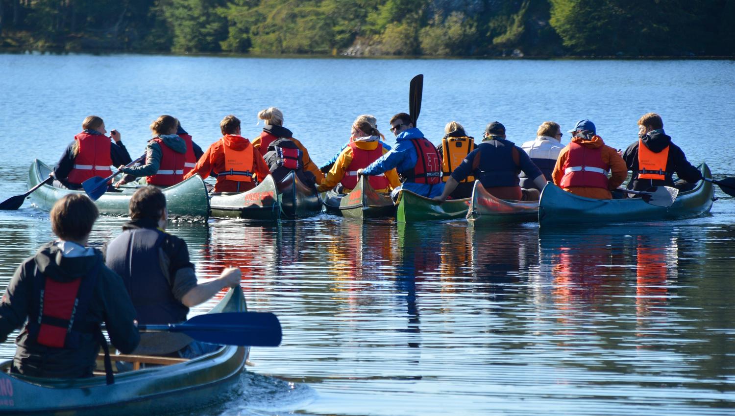 Speidergruppe på kanotur