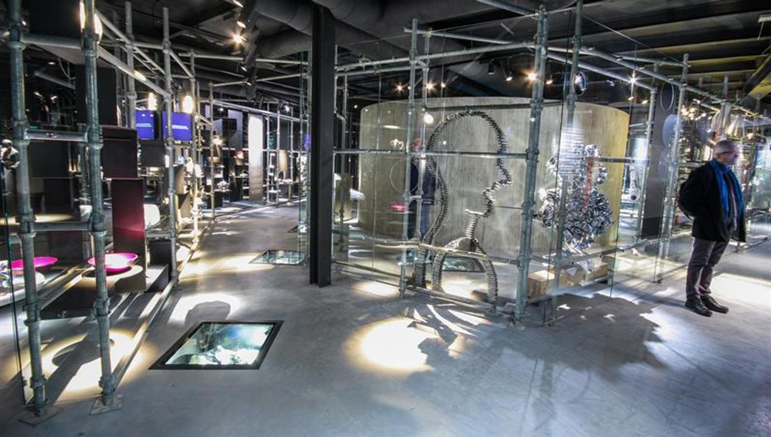 Inne på Aluminiummuseet i Holmestrand
