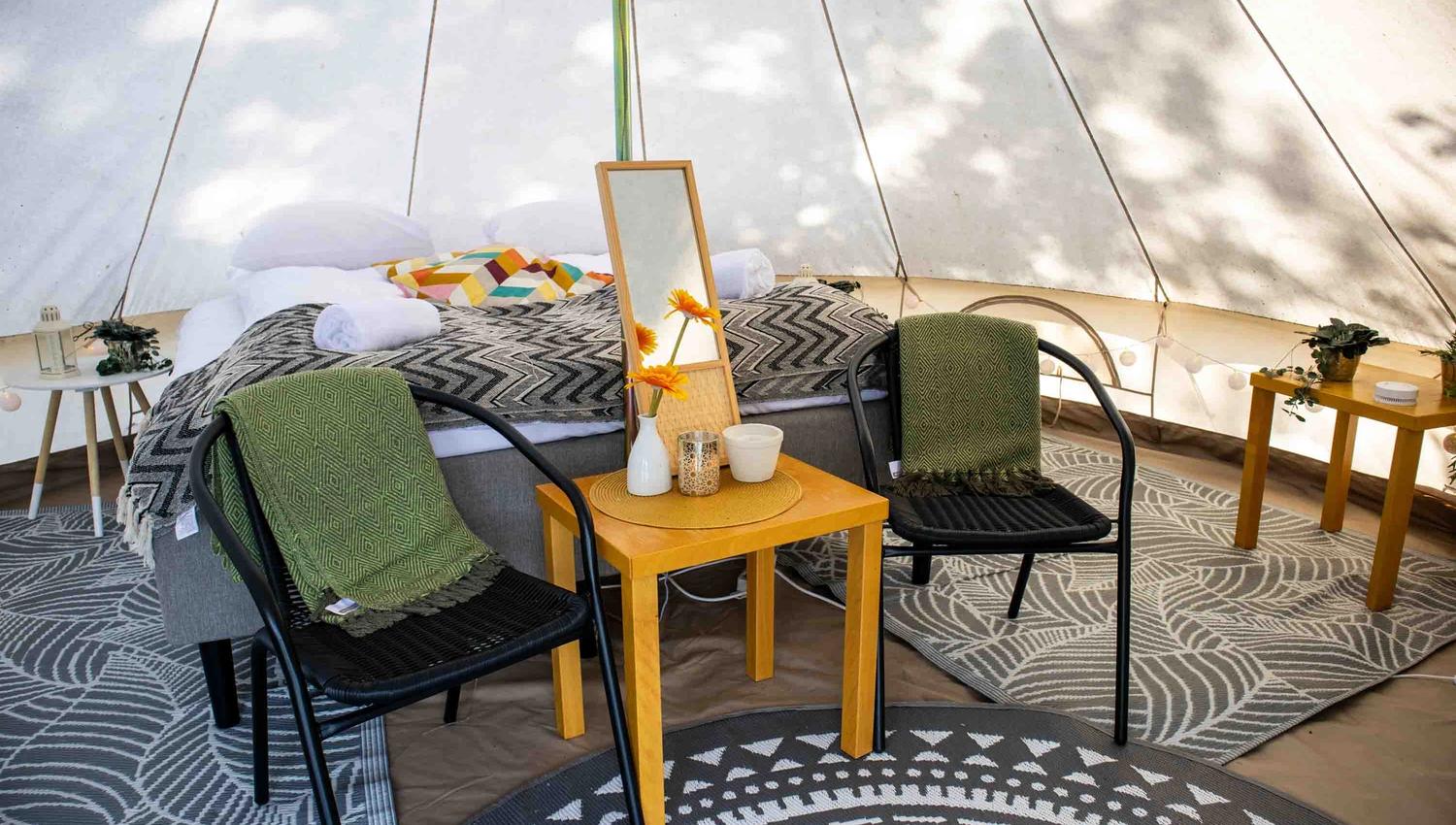 Glamping på Thorbjørnrud Hotel - Interiør glampingtelt