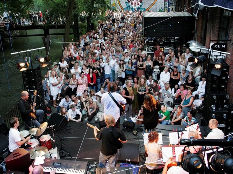 Outdoor concert