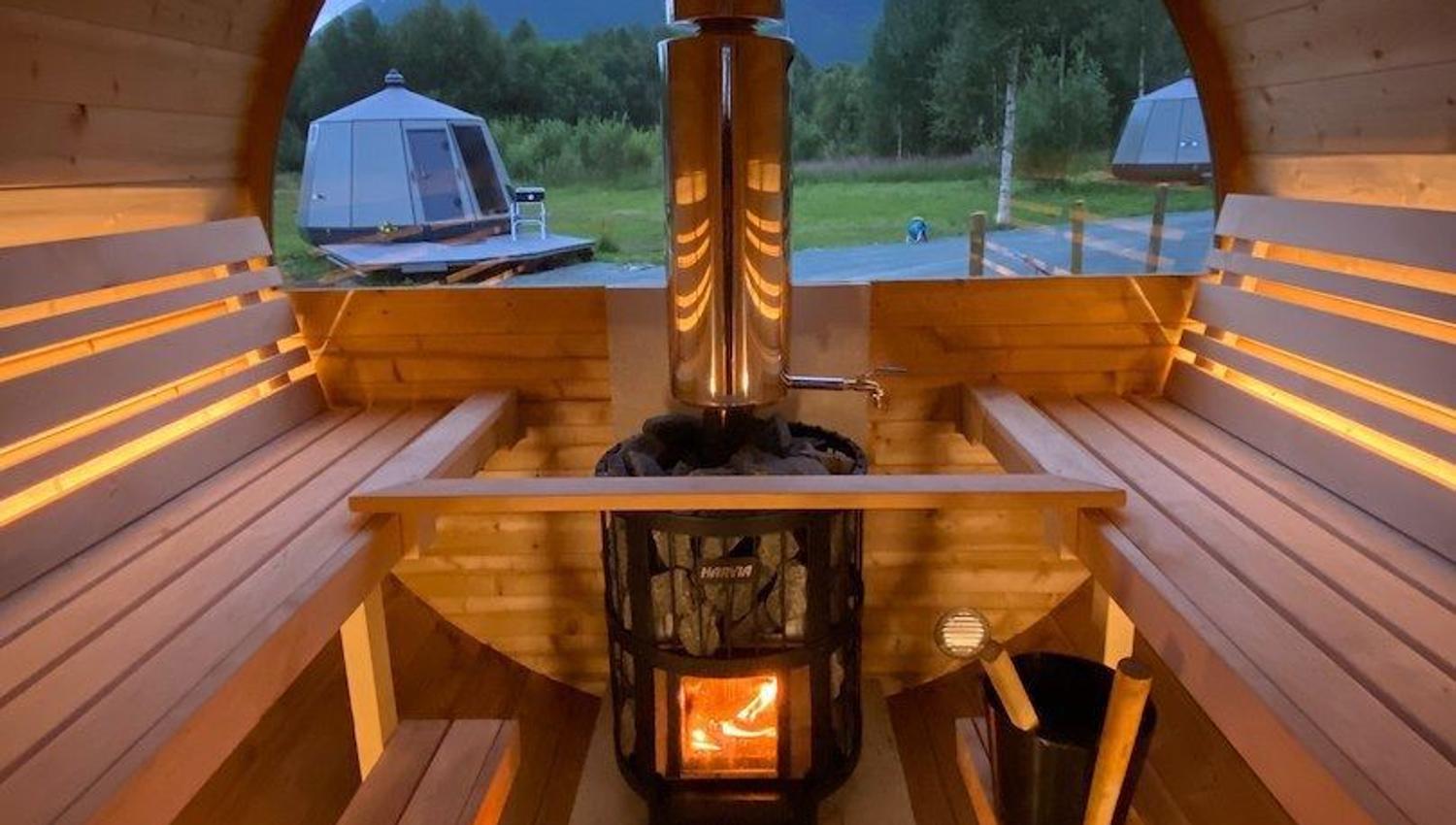 Moderne badstu med utsikt