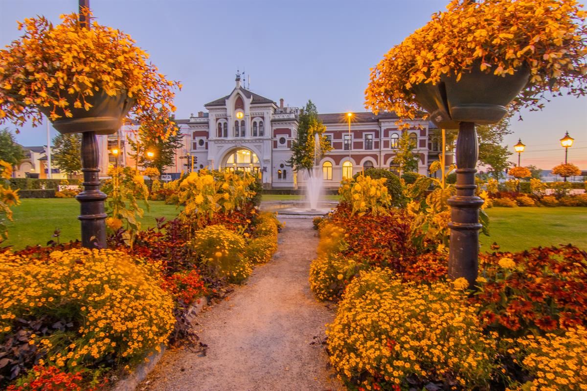 Jernbaneparken i høstfarger