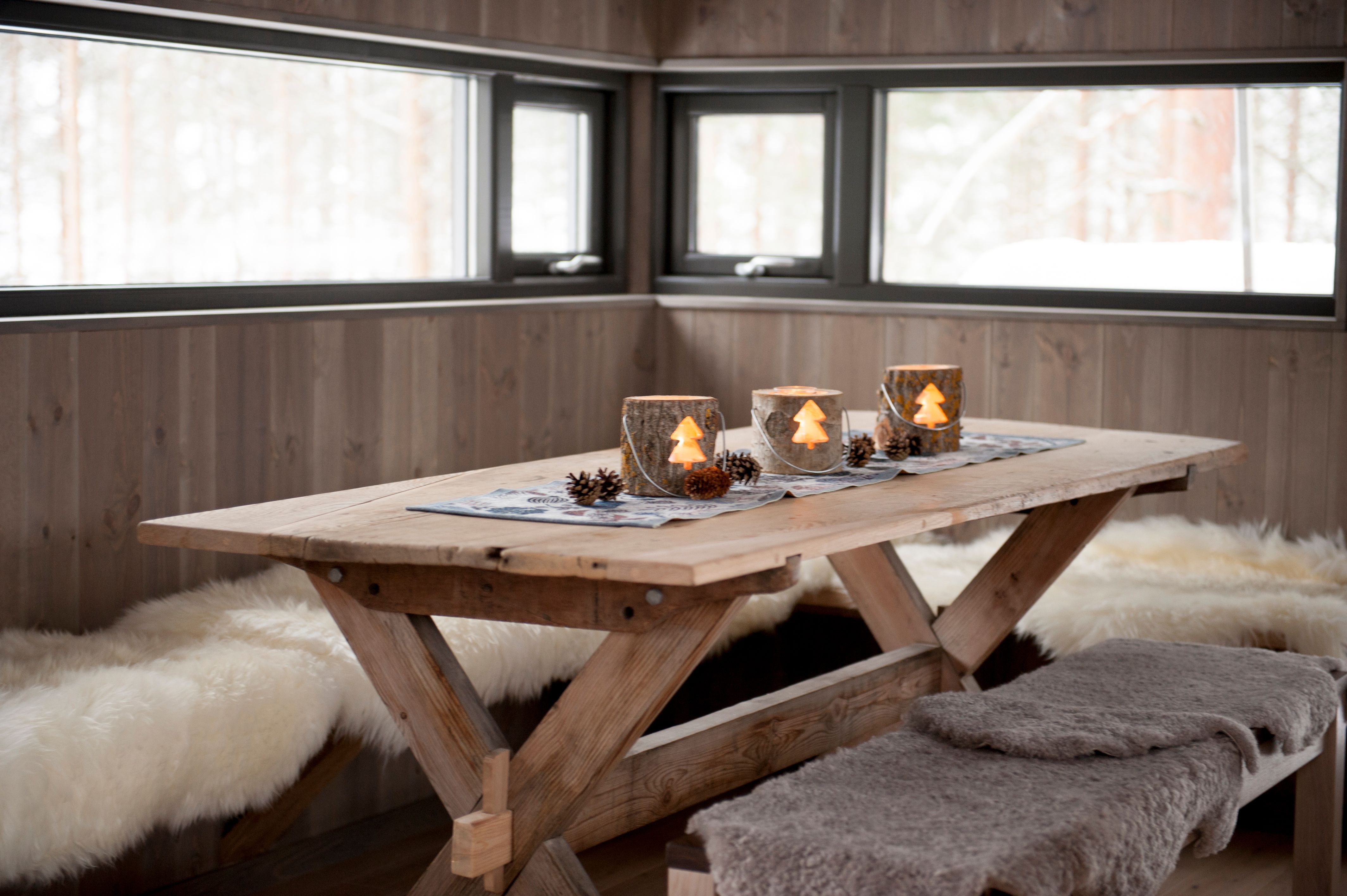 Trehyttene spisested