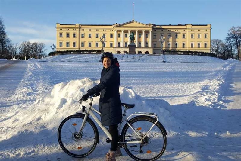 Bike tour by the Royal Palace in the snow.