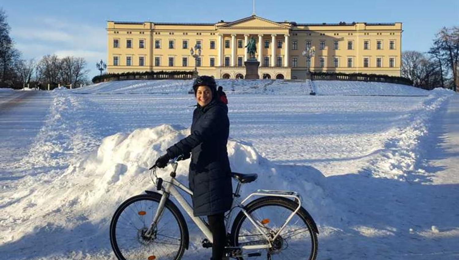 Bike tour by the Royal Palace in the snow.