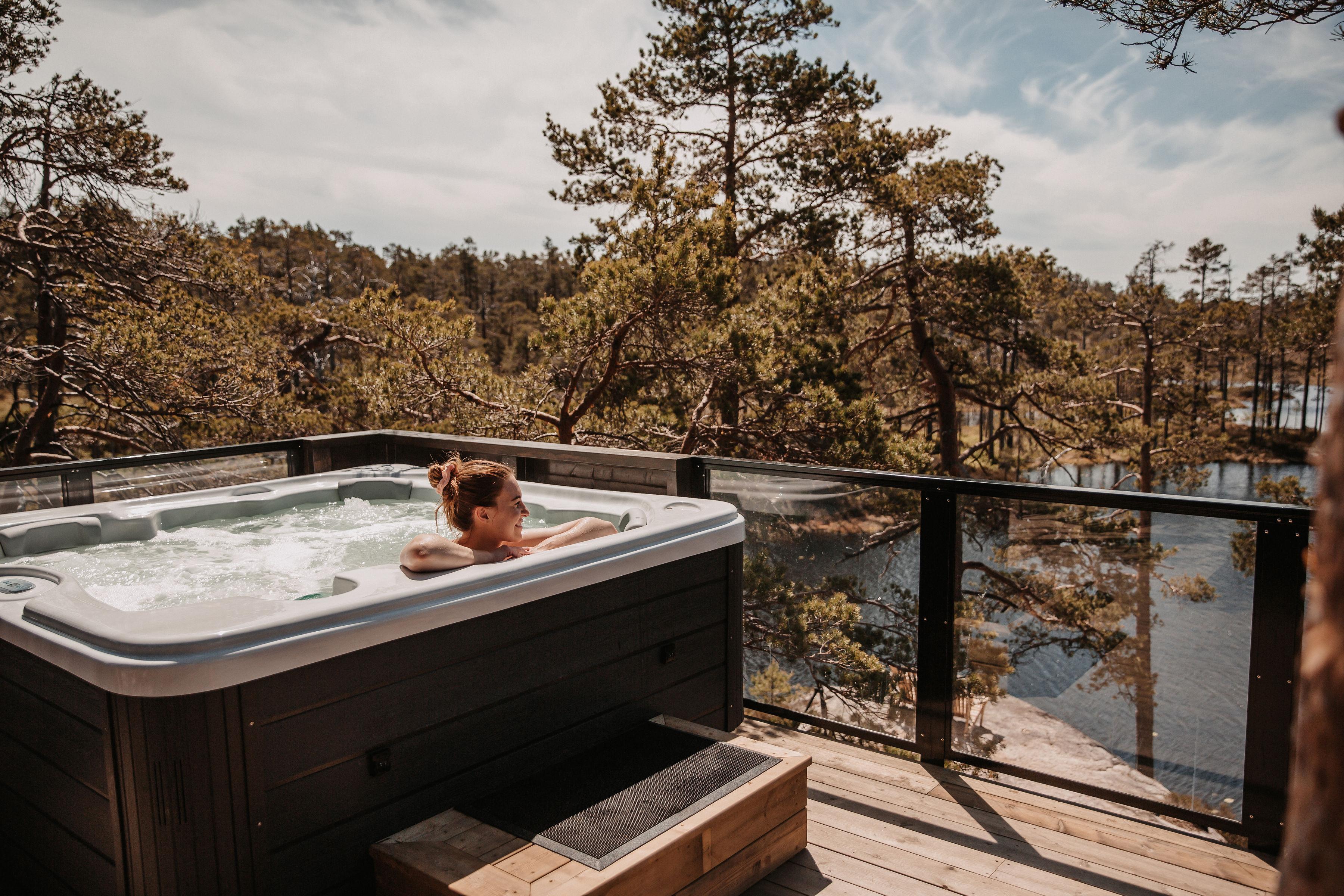 Furukrona, Iveland Tree Top Panorama