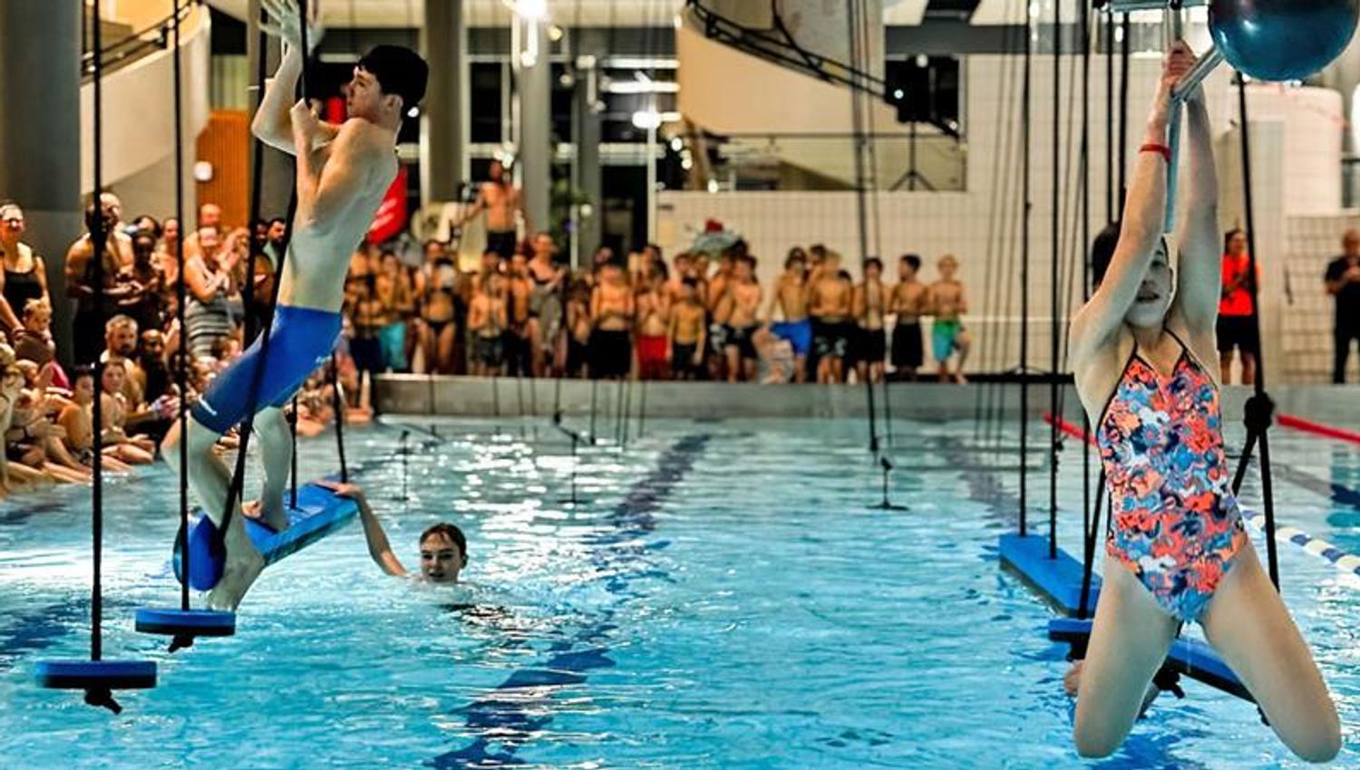 children trying out the new Aquacross at Skien leisure park