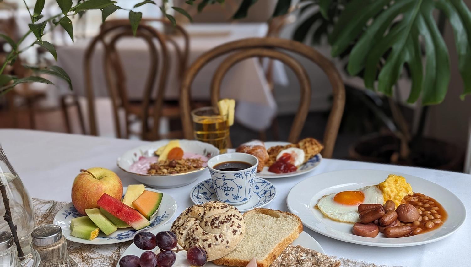 Frokost på First Hotel Bresieth