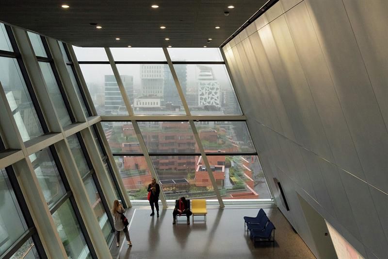 Utsikt mot byen fra toppen av Munchmuseet