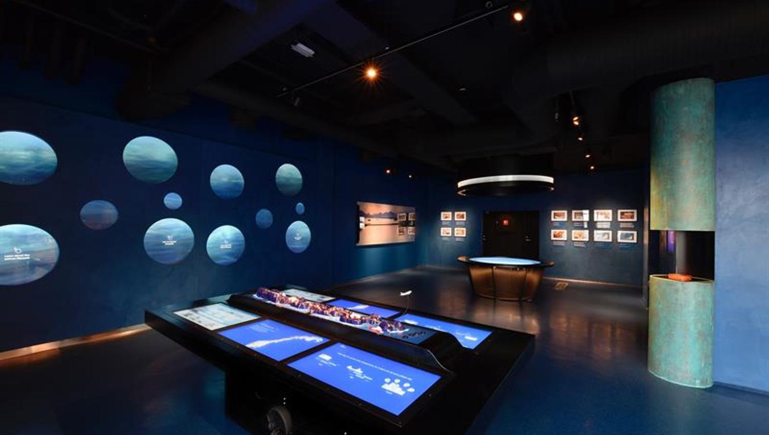 digital spaces with information material
