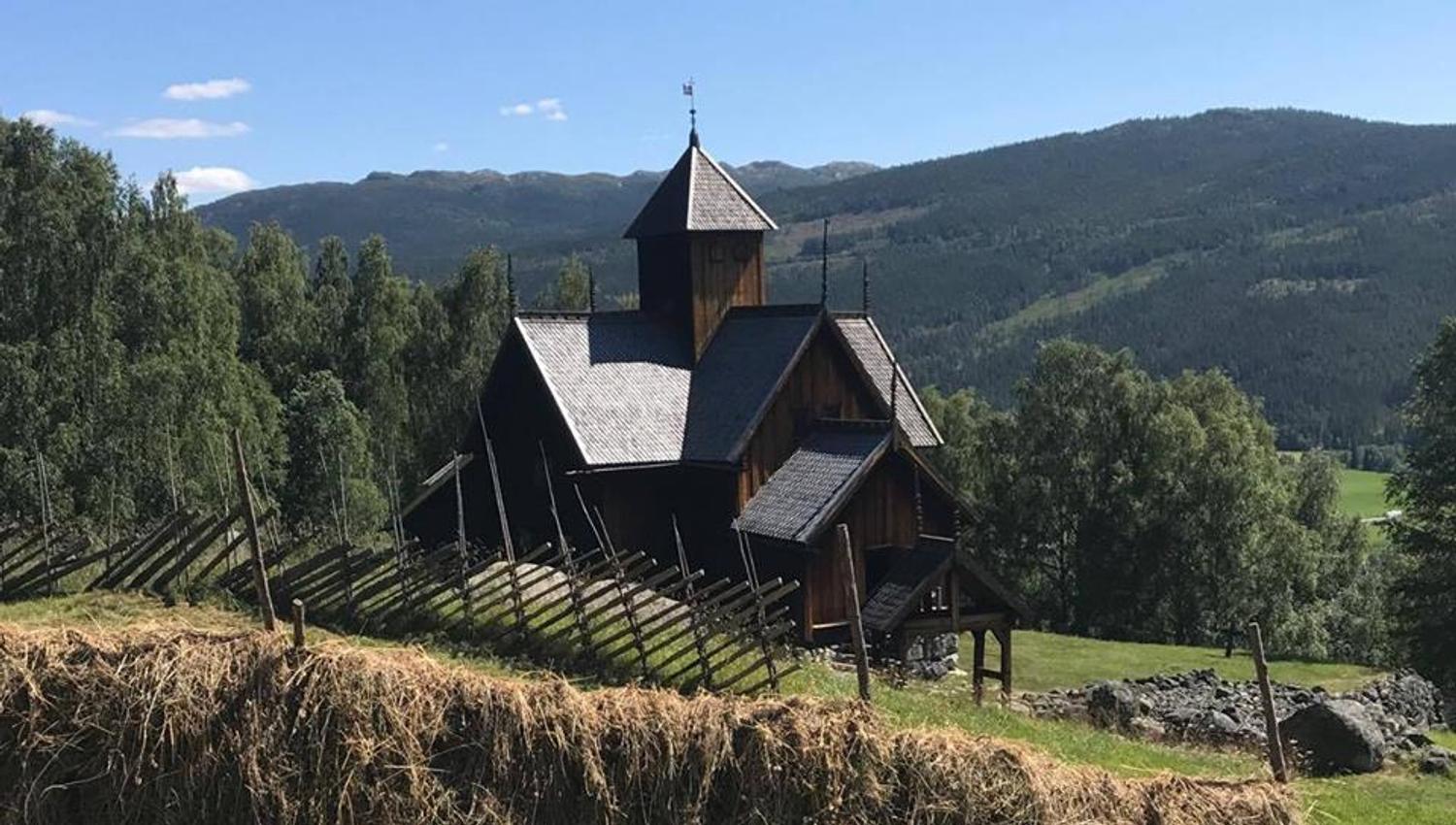 Uvdal Stavkirke