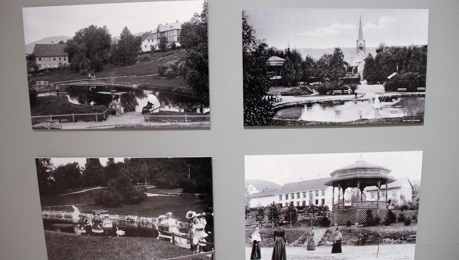 Fire svart-hvitt fotografier på en grå vegg viser parklandskap med dam, mennesker, trær og et kirkespir..