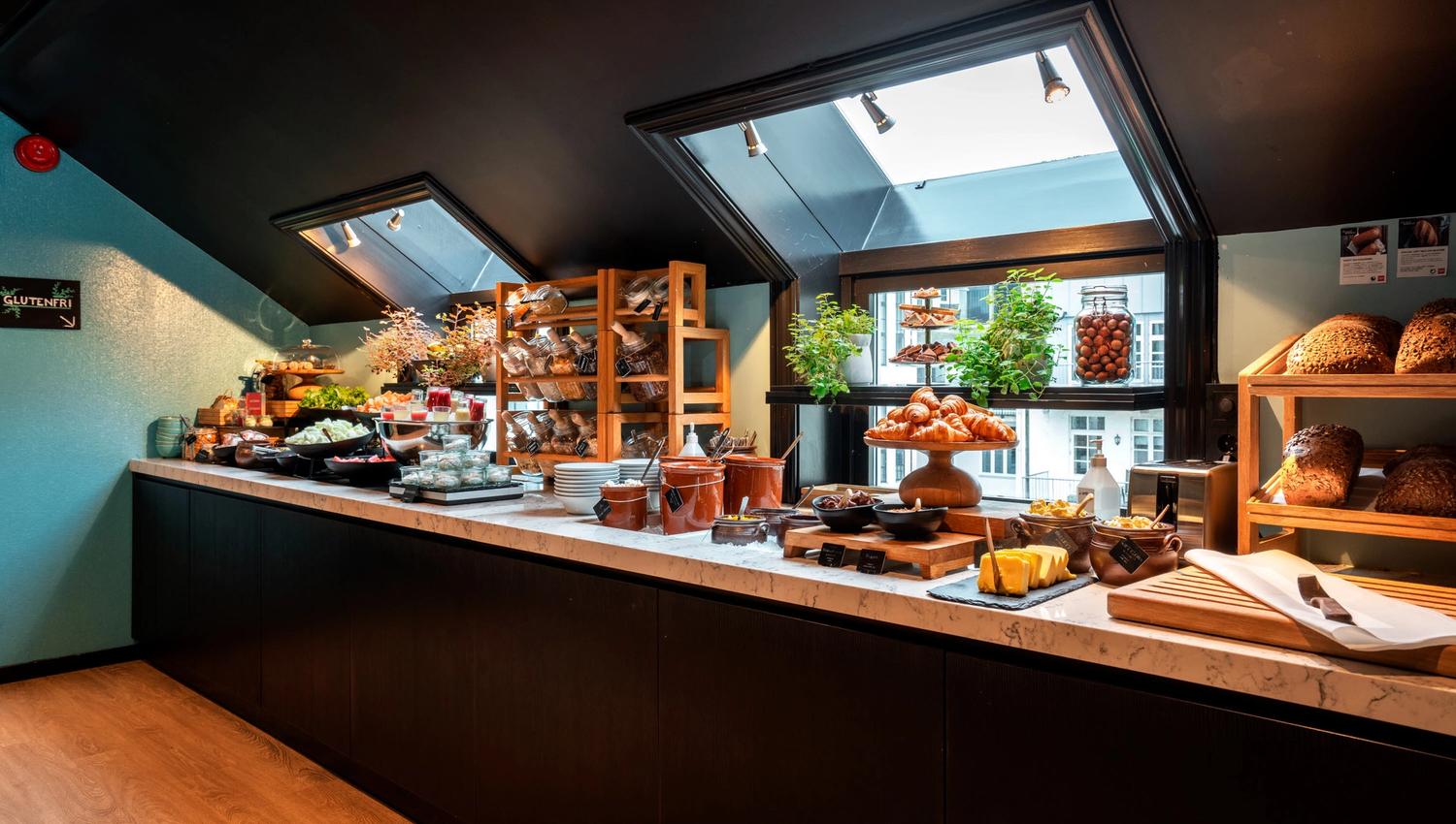 Frokost på Thon Hotel Bristol