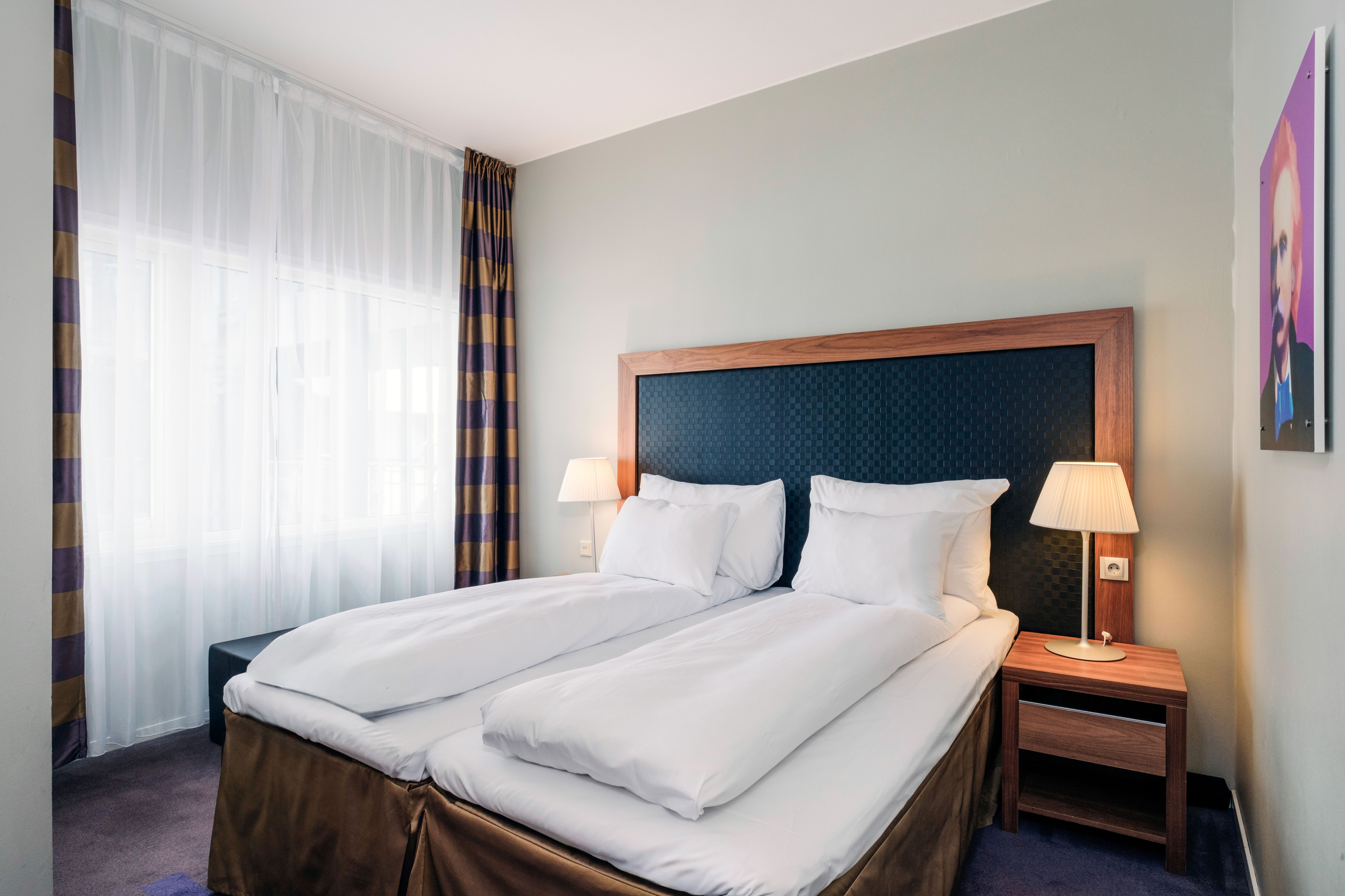 Superior bedroom with twin beds