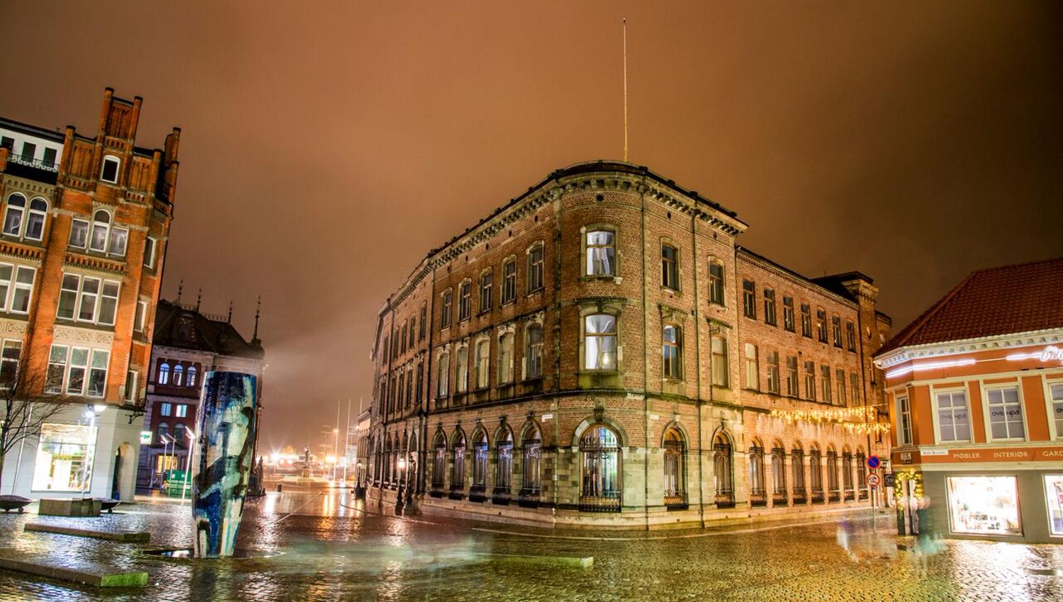 Opus XVI, et Edvard Grieg Heritage Hotel