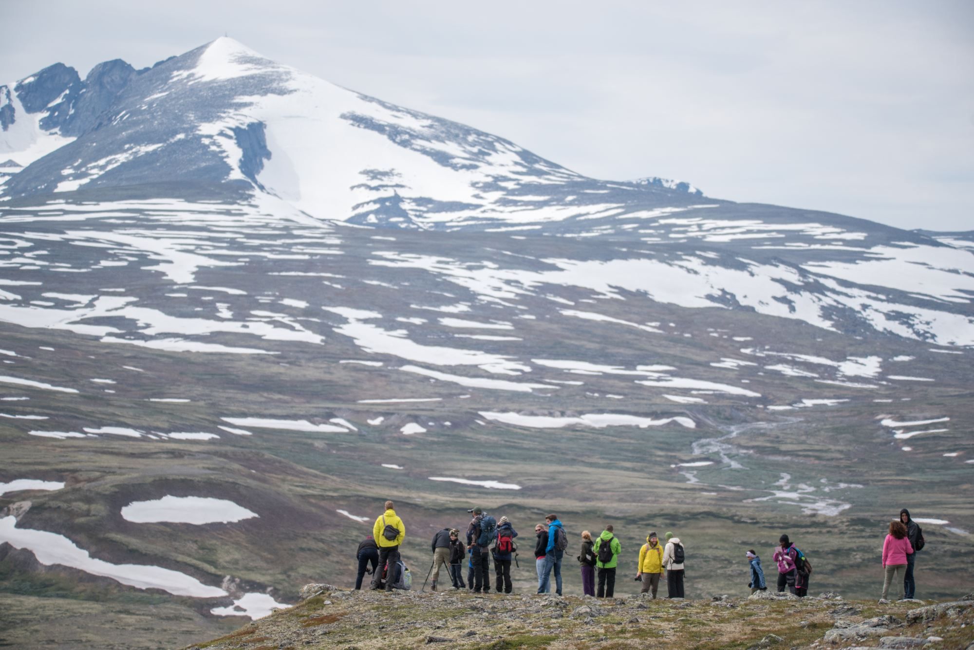 The magnificent view against Snøhetta