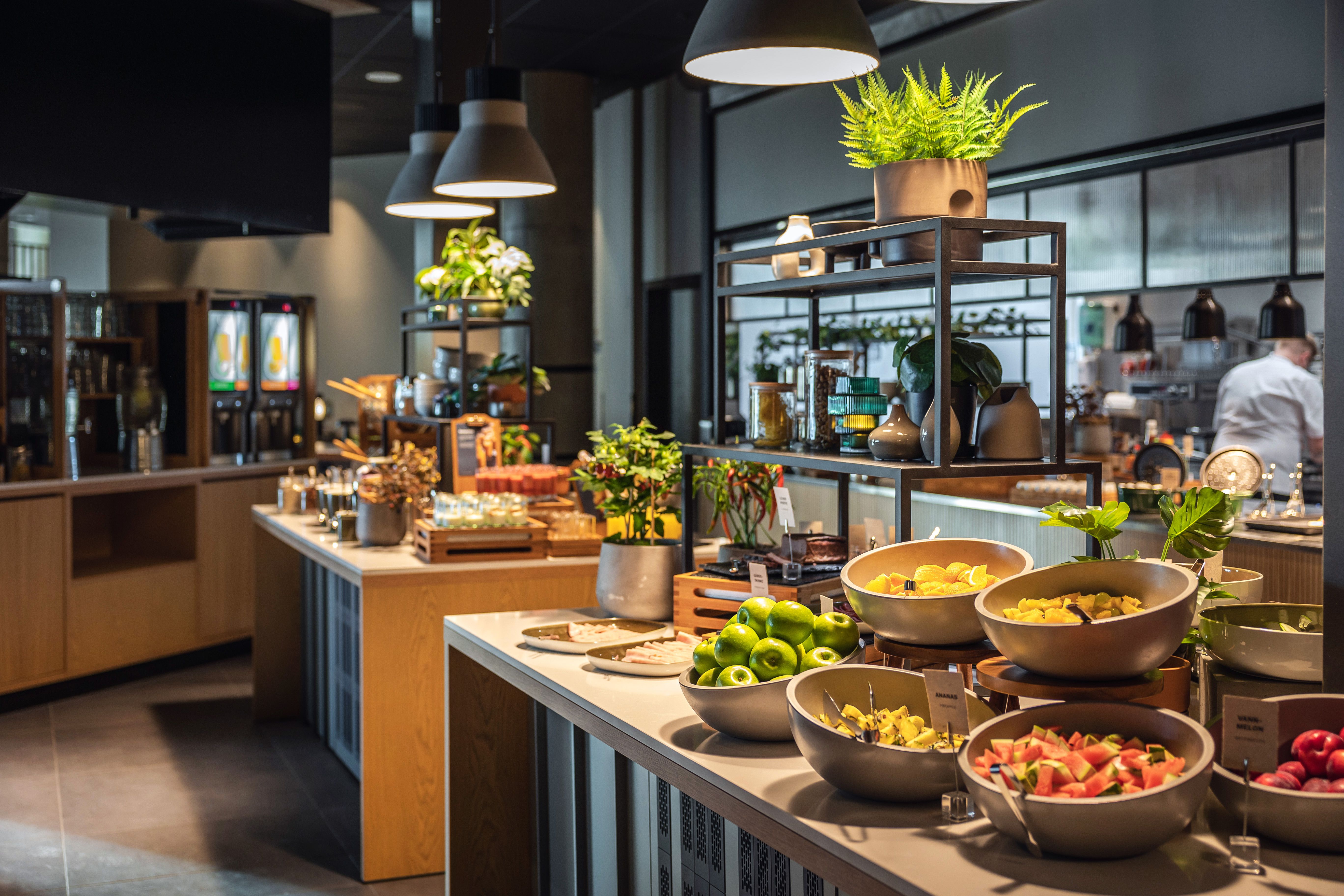 breakfast-buffet-quality-hotel-harstad (2)
