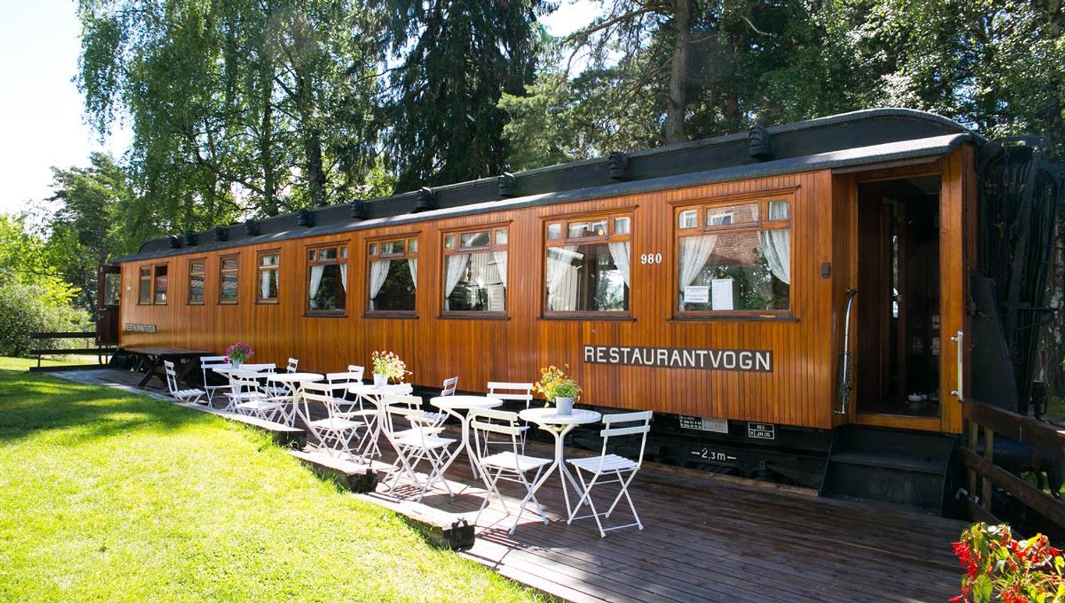 Servering ute på Norsk Jernbanemuseum