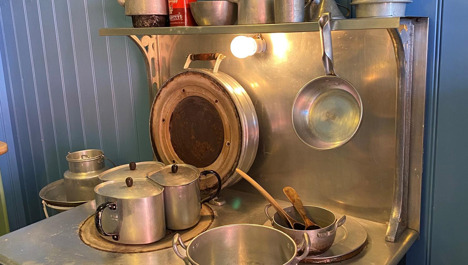 gammel Sørlandskomfyr i aluminium
