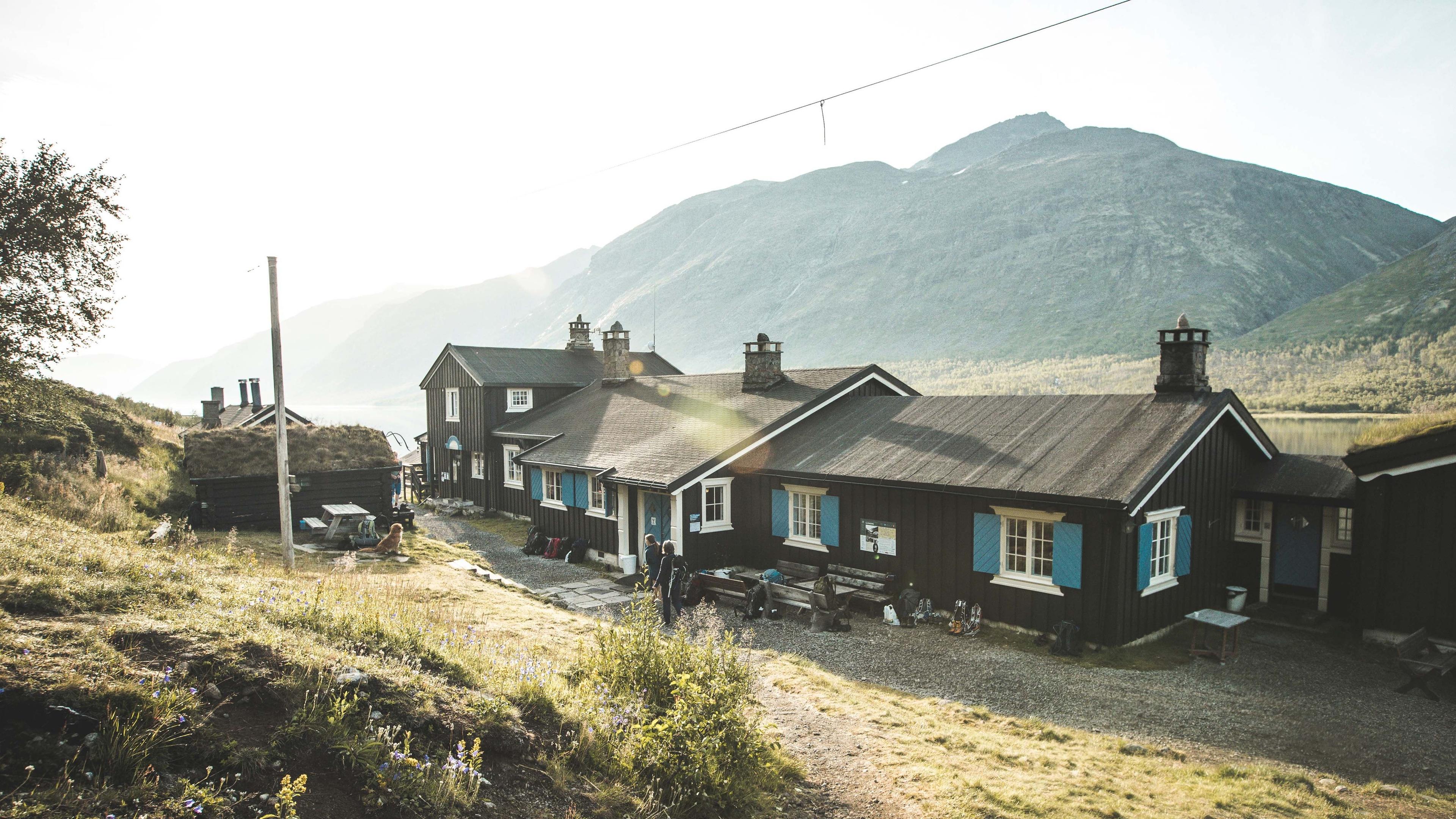 Gjendebu tourist cabin