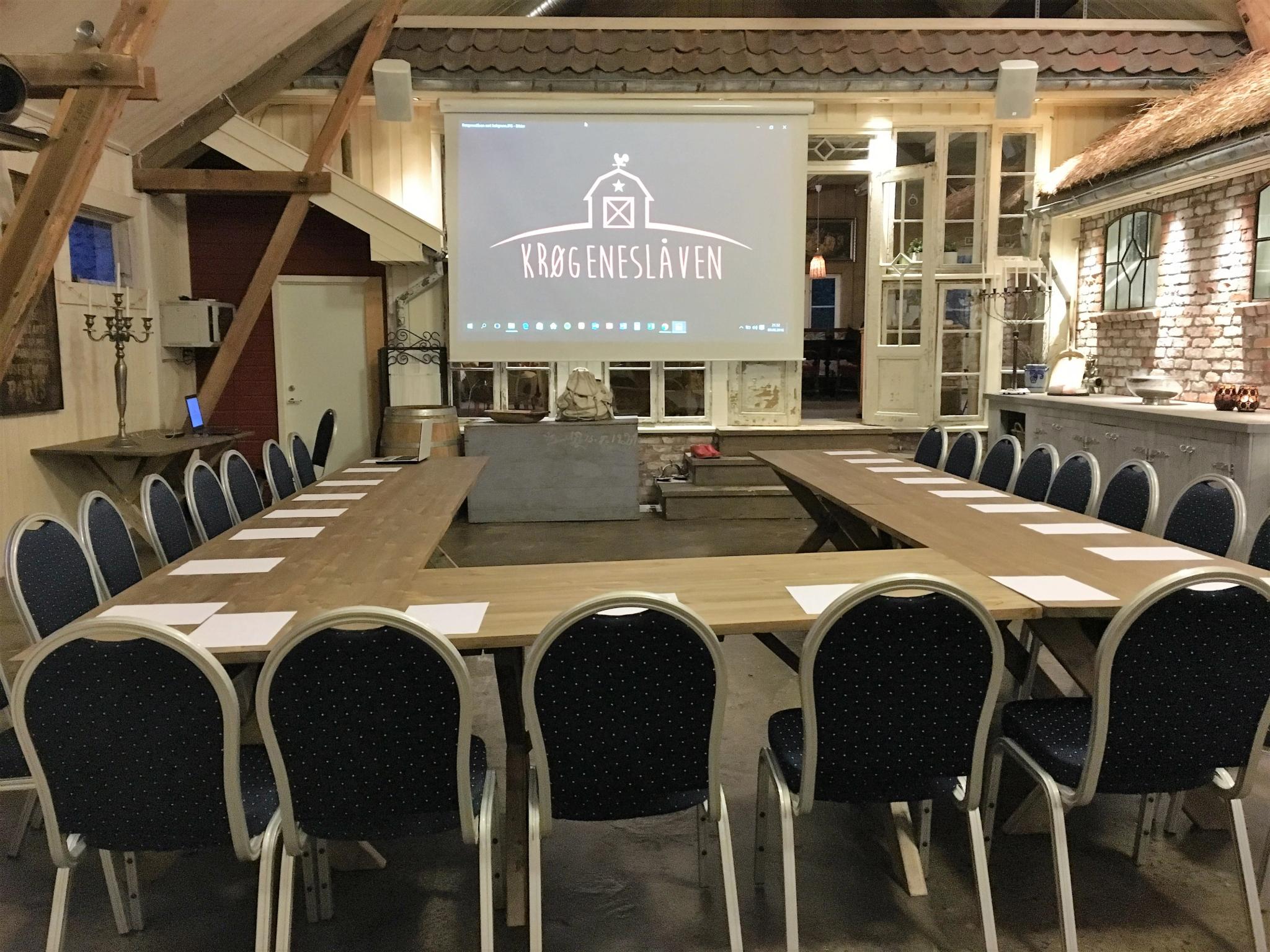 Møte i hestesko på Krøgeneslåven