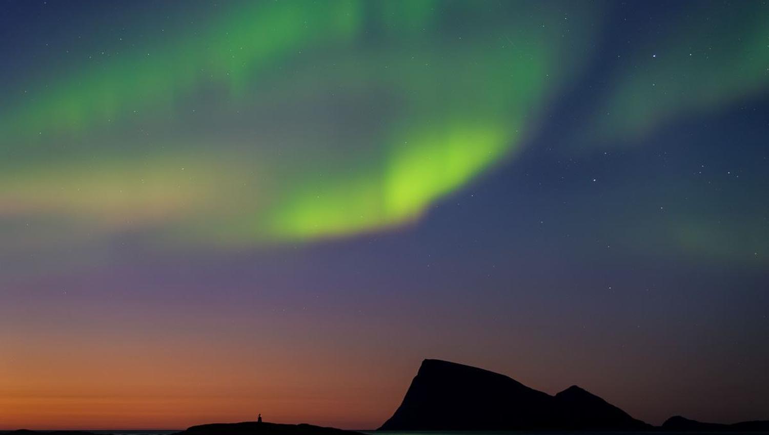 Nordlys over øya Håja
