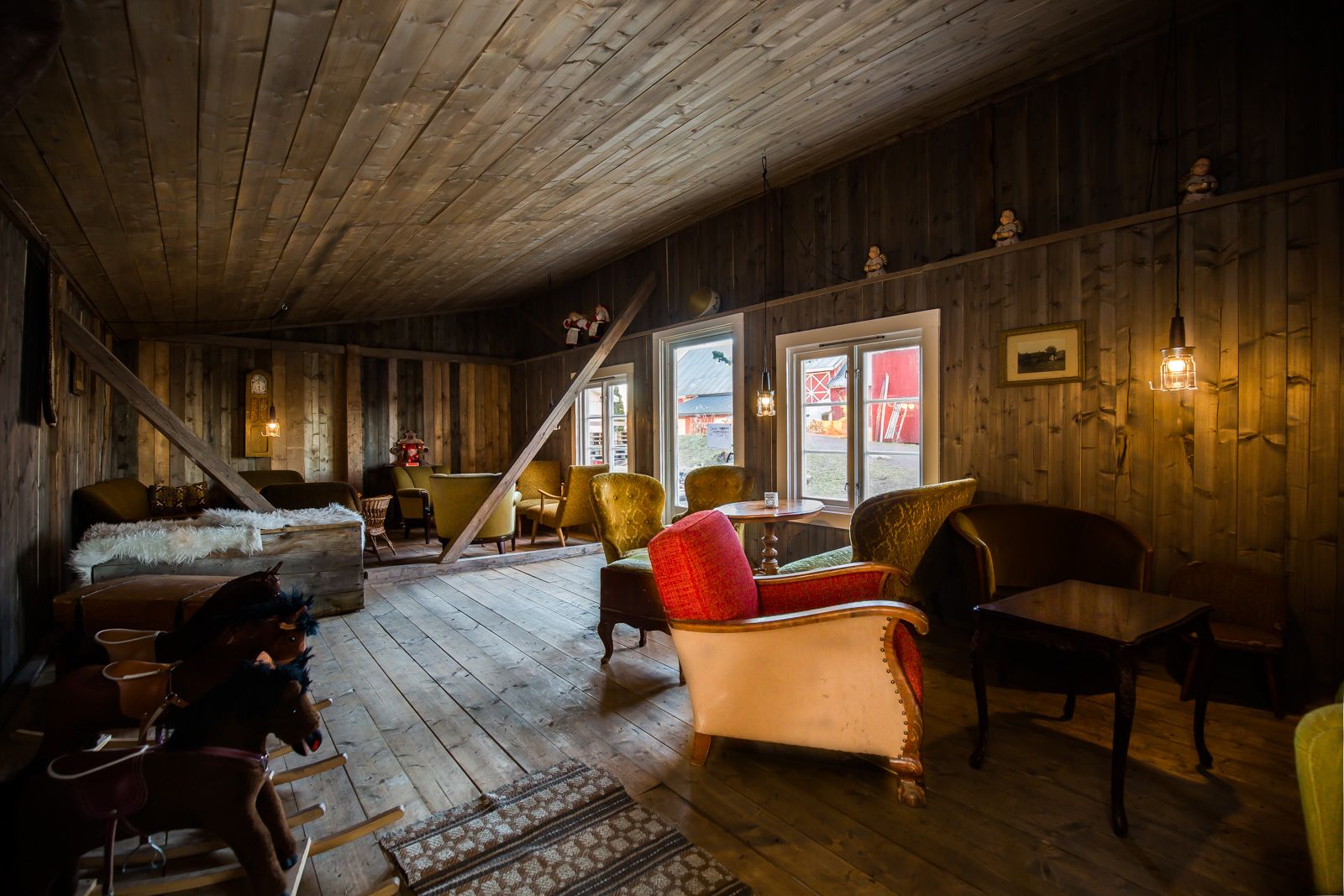 Indoors in Buggegården