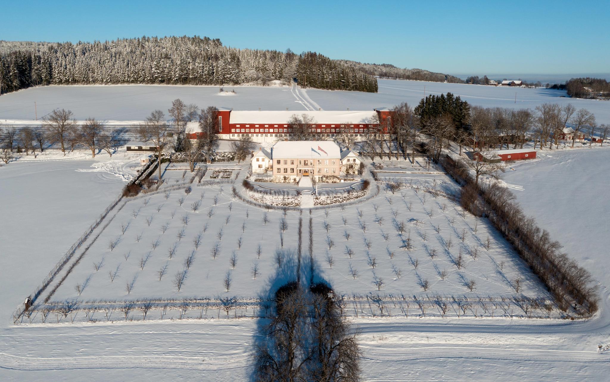 Hovelsrud farm - the historical garden is open for visitors.