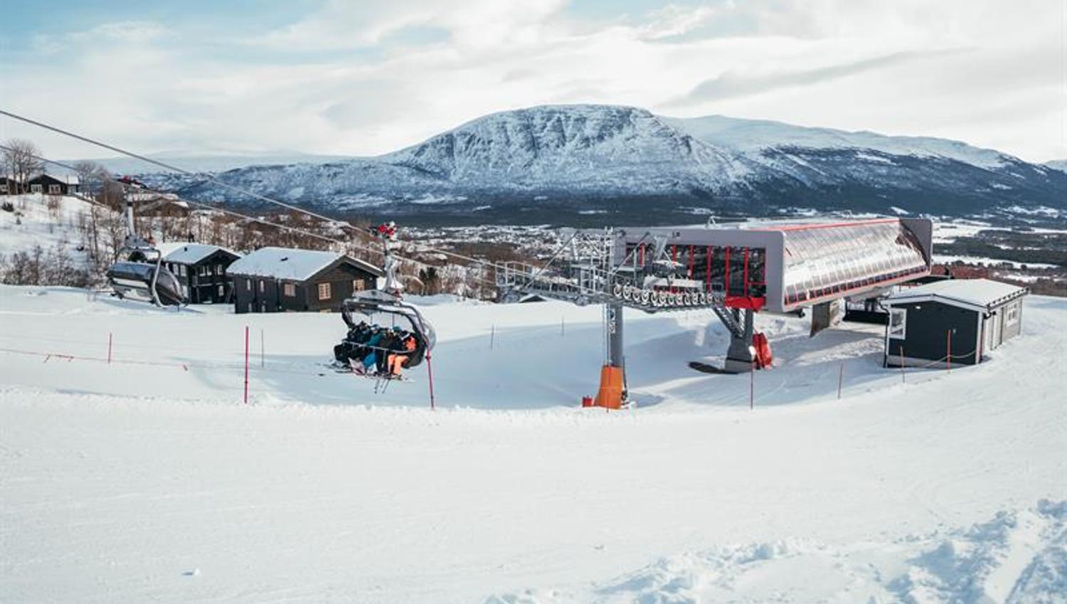 Onkel Pudder ligger i Vangslia, Oppdal Skisenter, ved stolheisen.