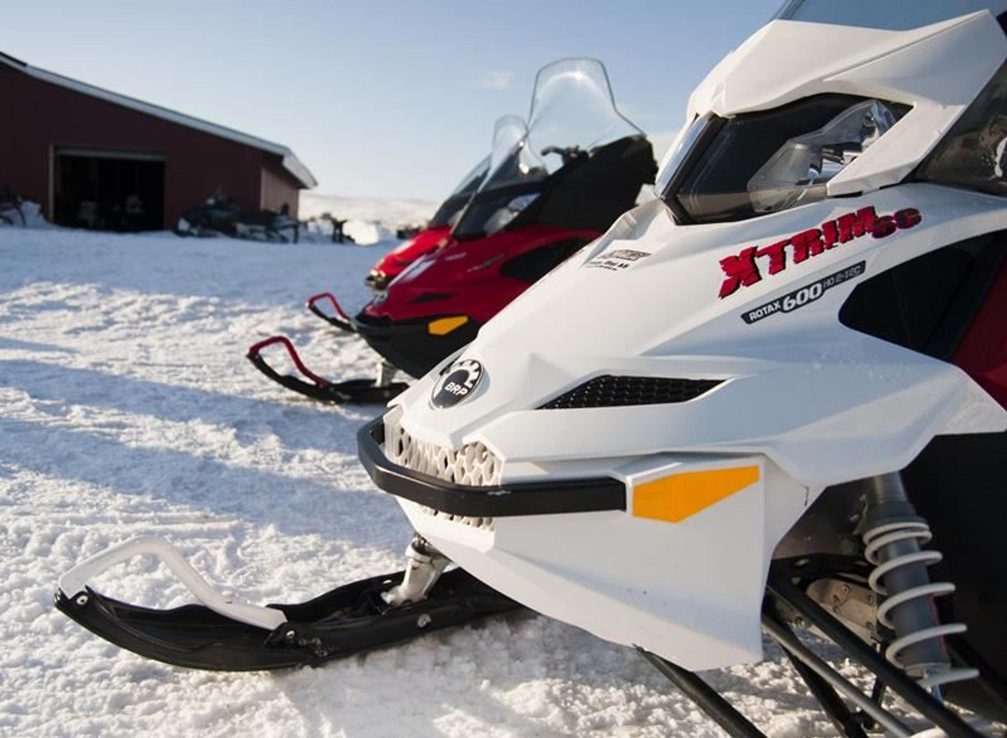 Snowmobilesafari Nordkyn Peninsula (3 days) - Nordic Safari