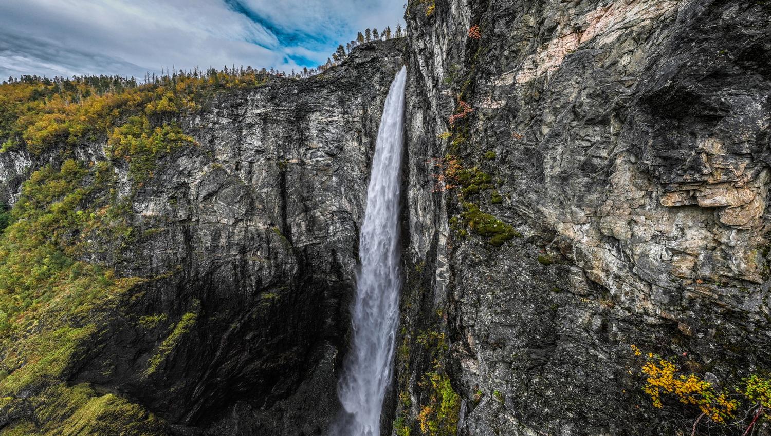 Vettisfossen Waterfall