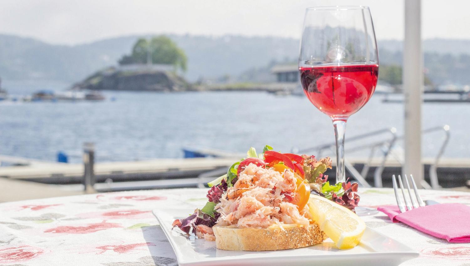Haven restaurant lunsj og utsikt