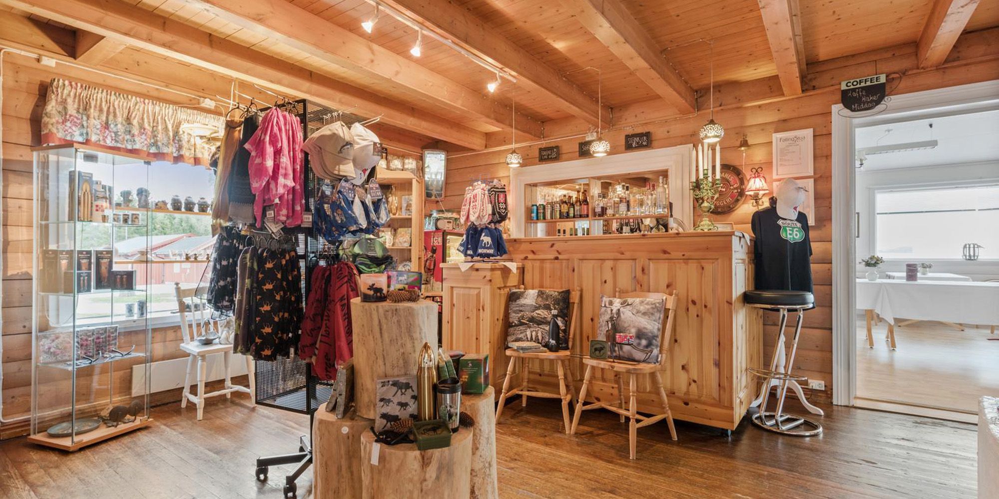 Bar and souvenir shop