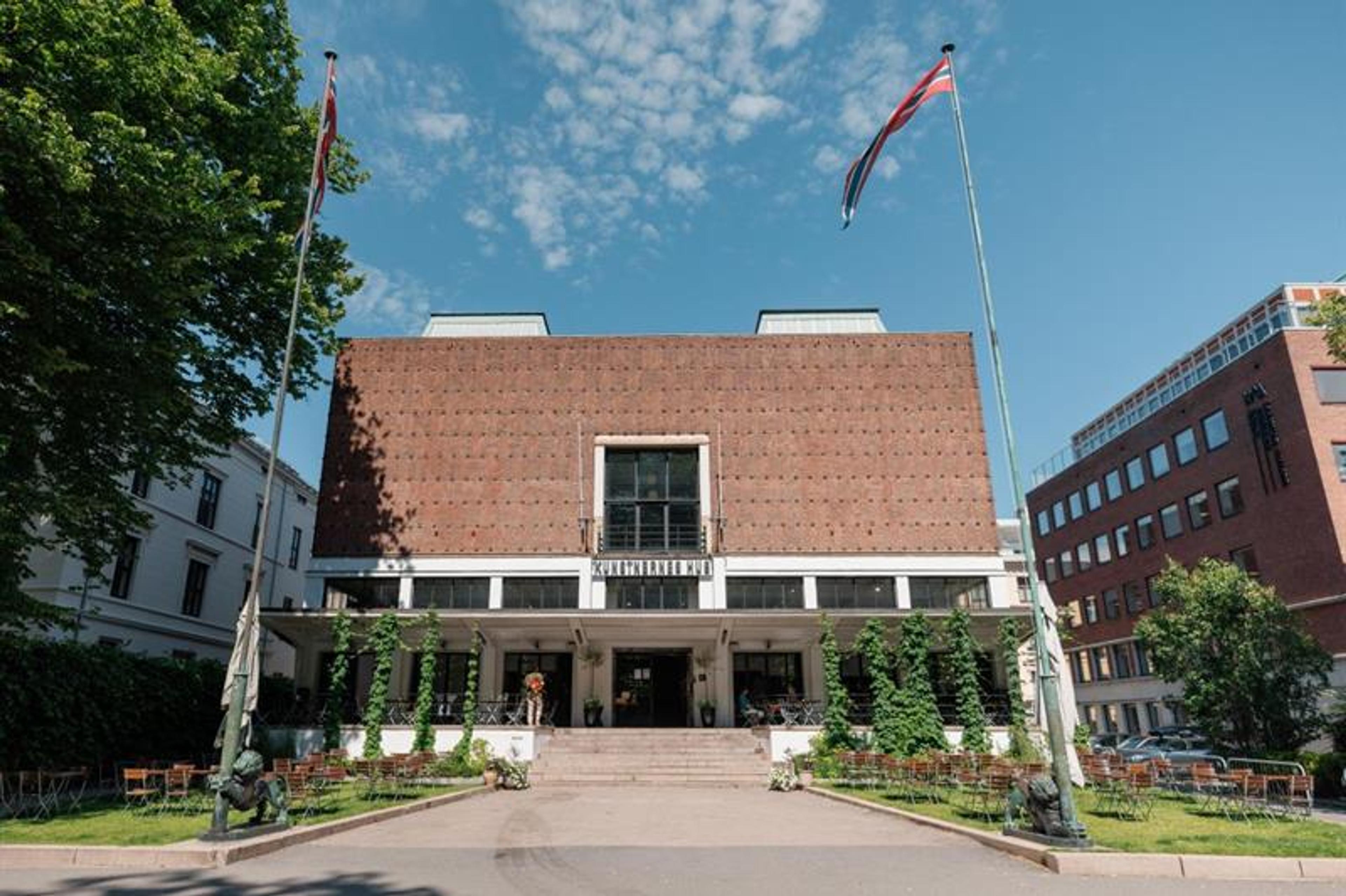 Fasaden til Kunstnernes hus