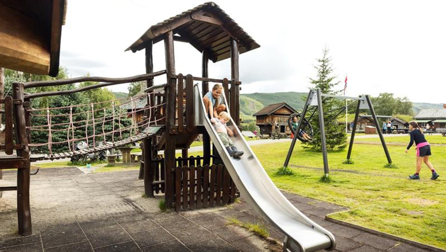 Slide and playground at Geilojordet.