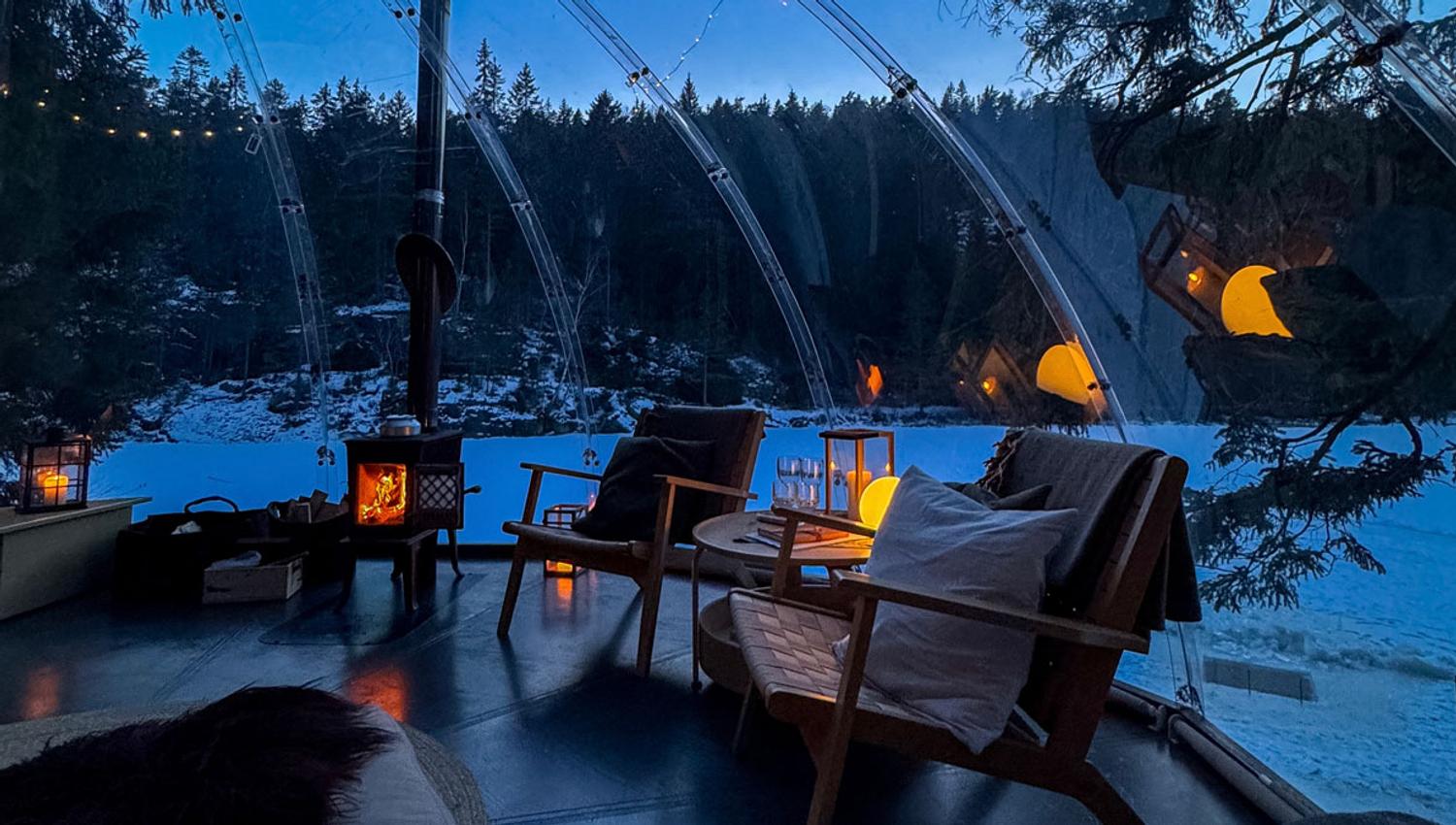 Winter evening at the igloo for a restful pause at Helgeroa