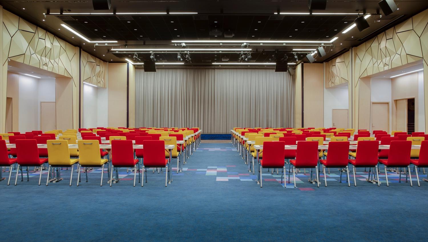 Radisson Blu Royal Hotel - Conference room