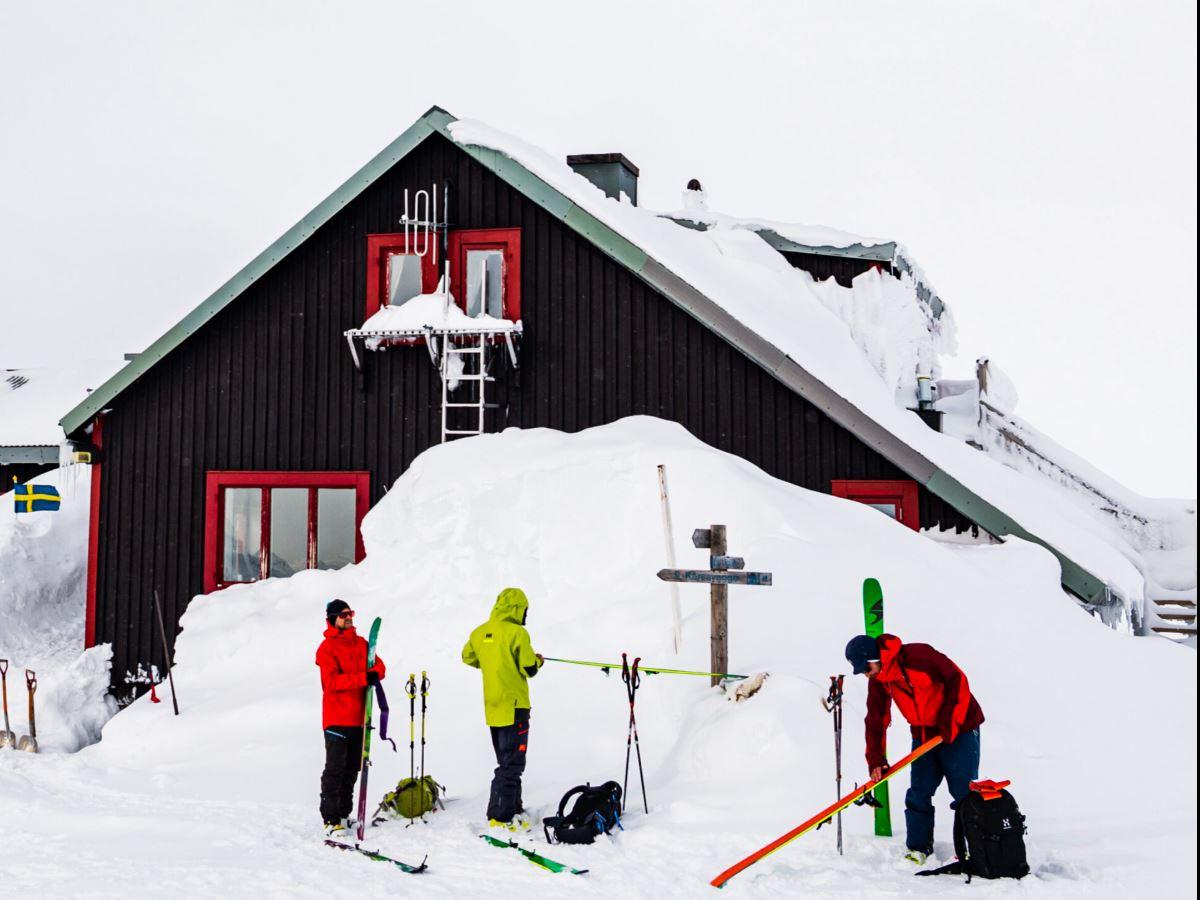 Hytte-til-hytte skiturer langs Malmbanen