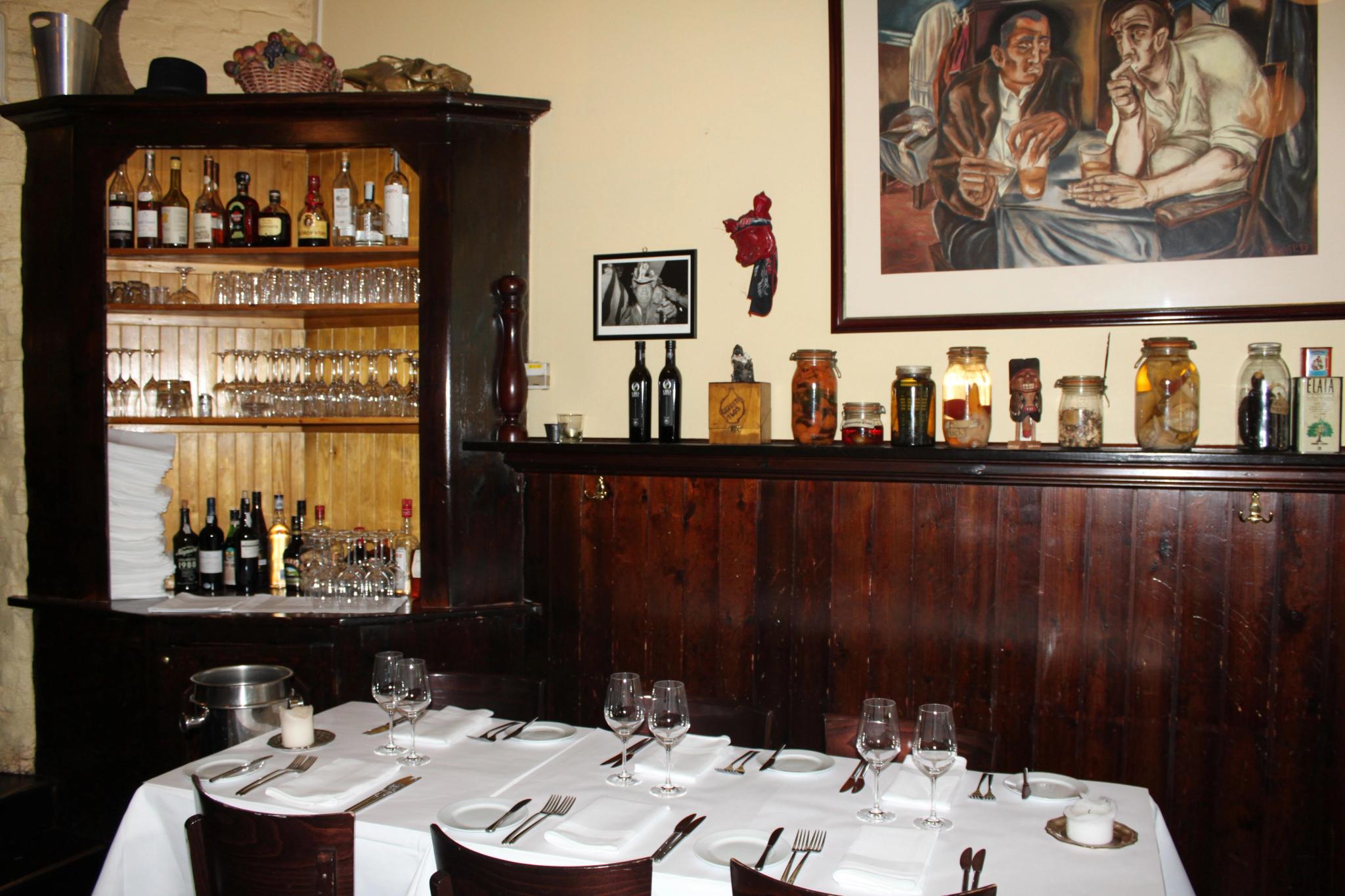 bord og dekorasjon på Palace Grill