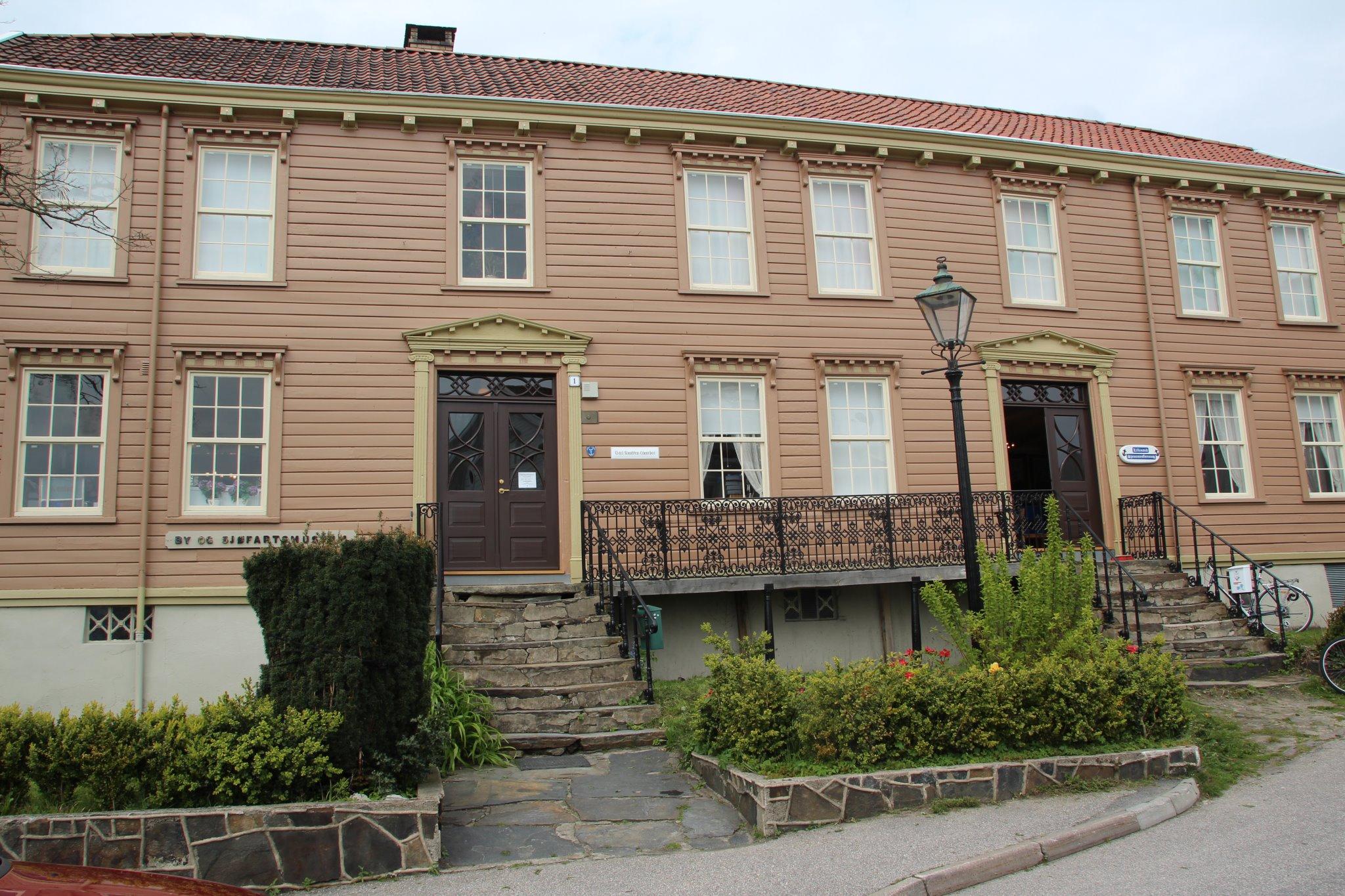 Lillesand by- og sjøfartsmuseum?